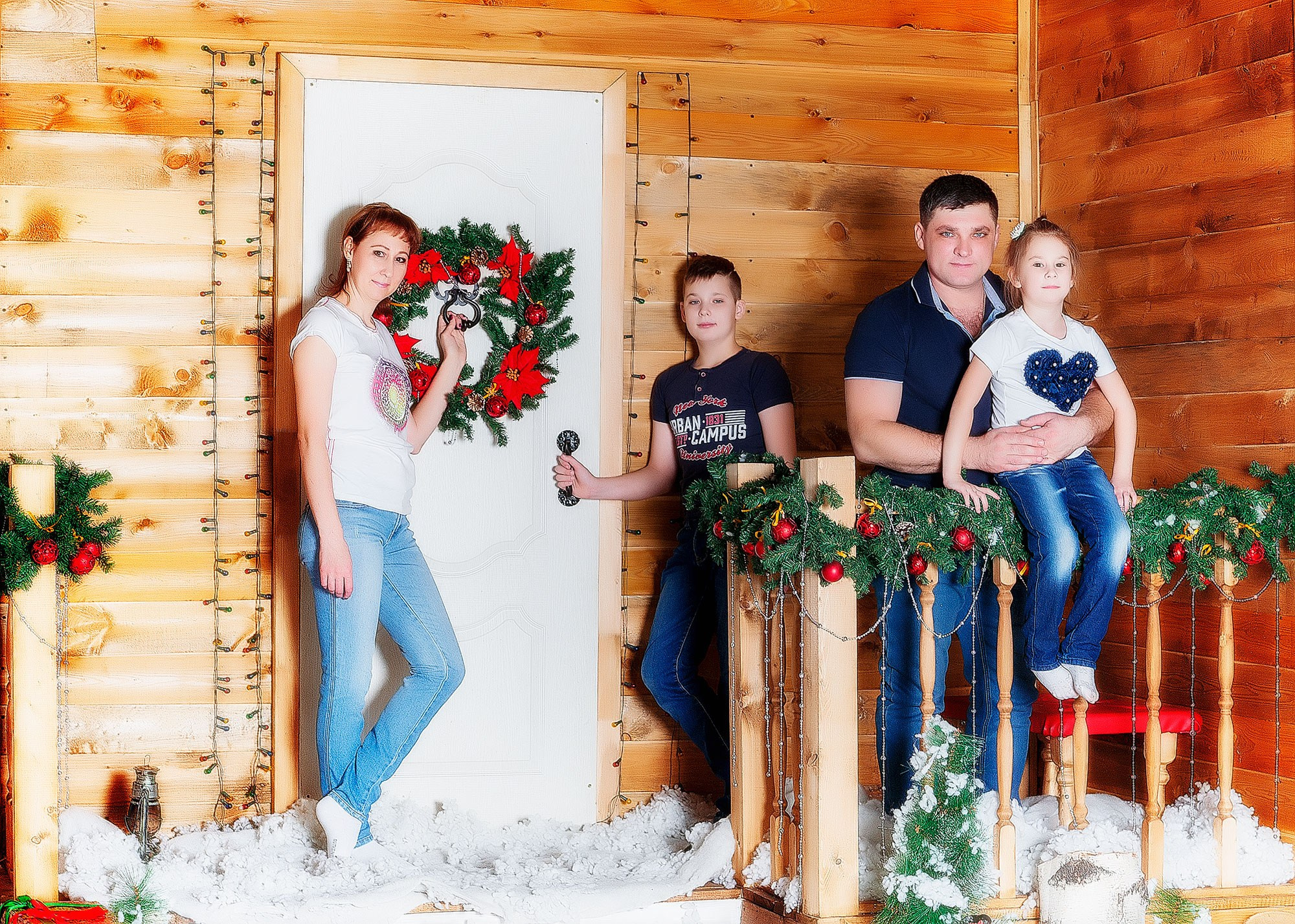 Семейная съёмка в студии. Семейный фотограф г. Новокузнецк Юлия Машникова