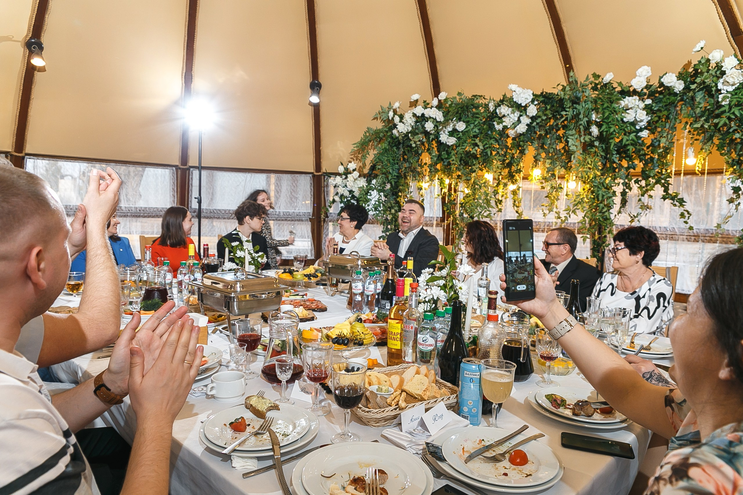 Яна и Алексей: свадебный день. Событийный фотограф Максим Бескоровайновнов