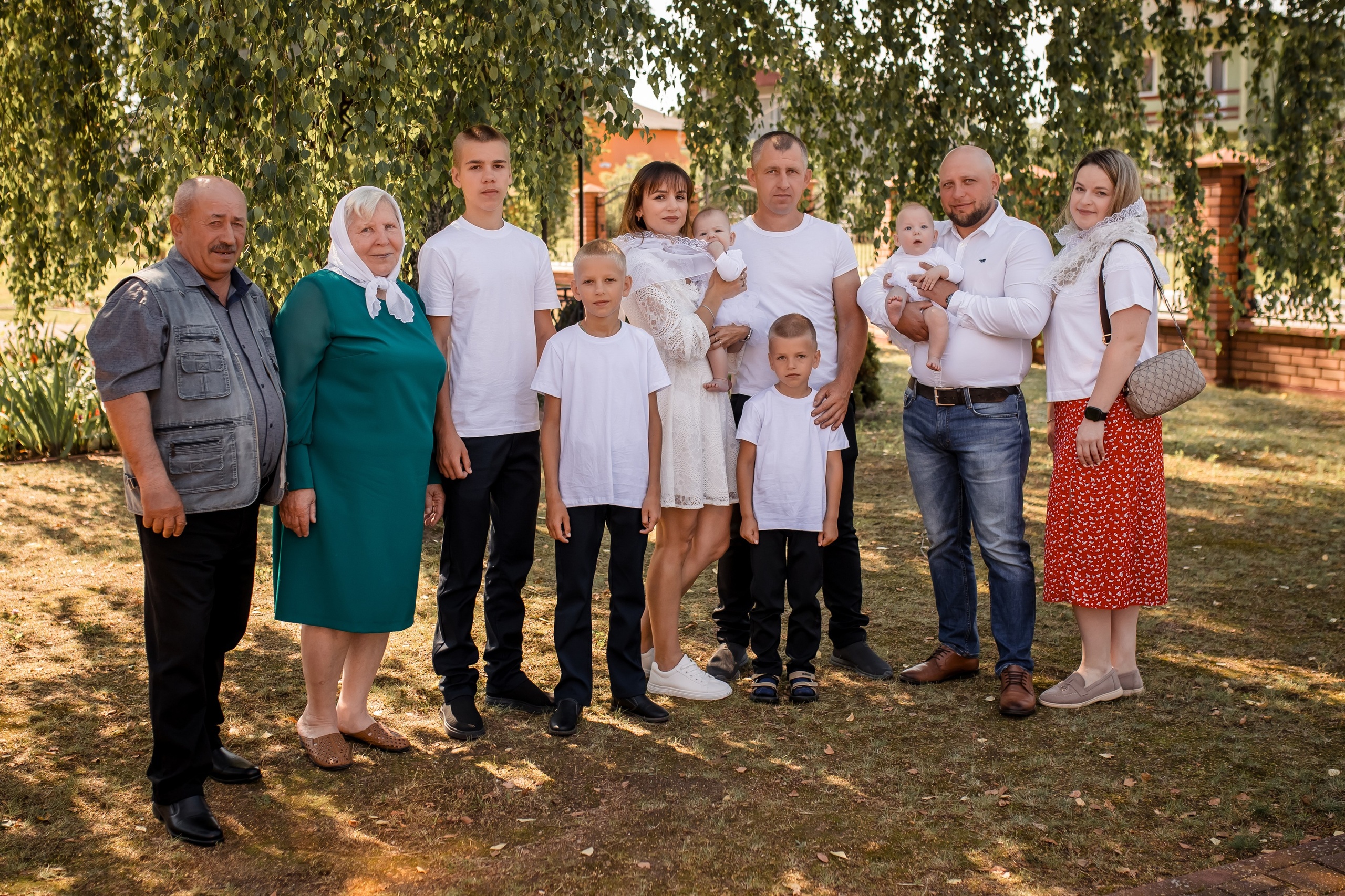 Крещение Милании и Эмилии