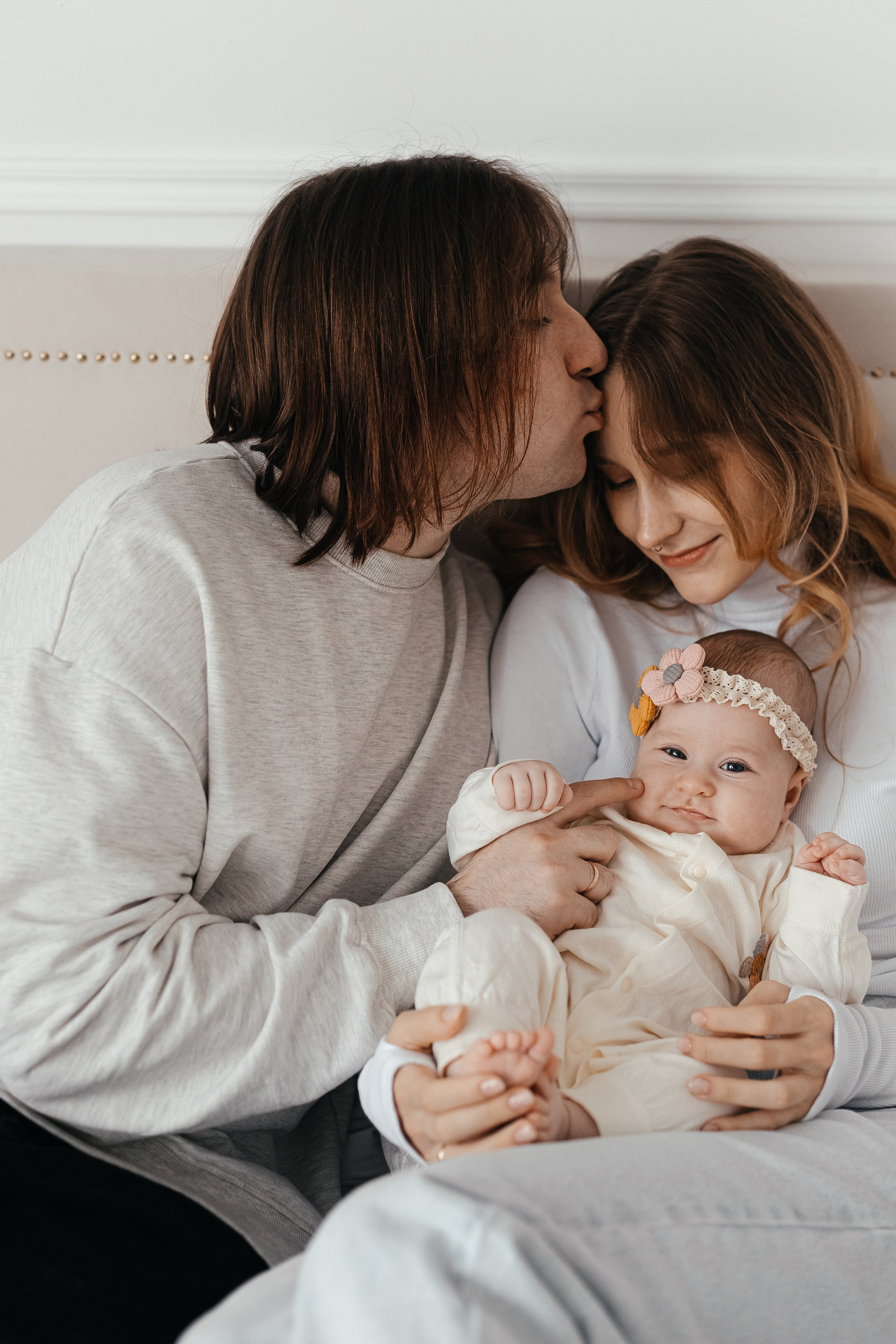 Зоя, Дима и Вика. Главная