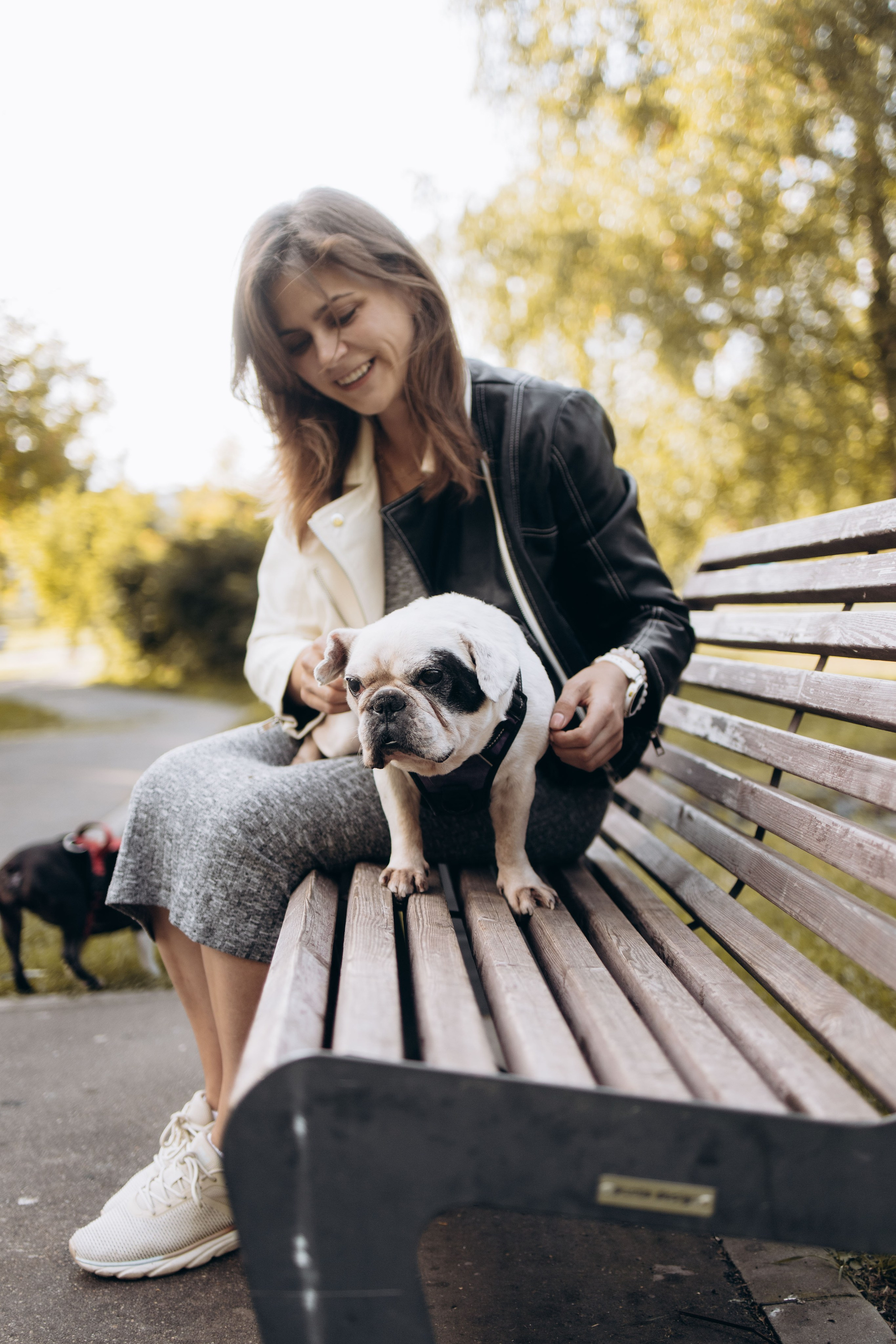 Оля и бульдоги