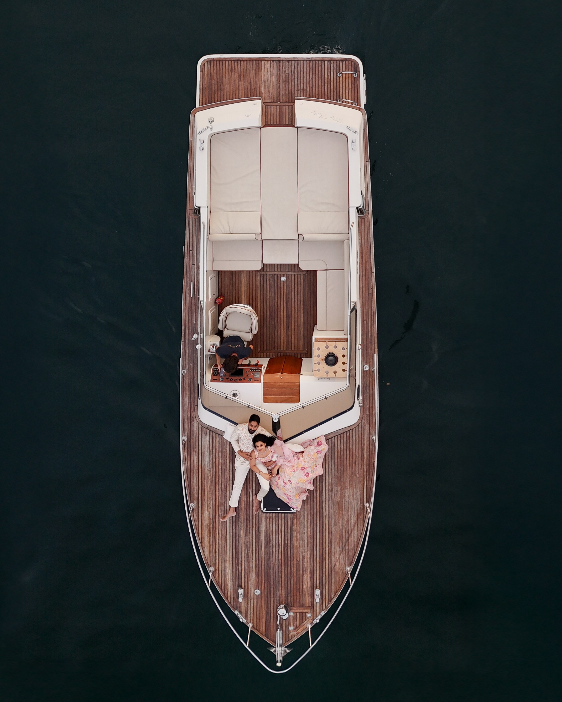 Sraavya. Maria Anistratova | Destination Photographer, Videographer & Drone Pilot — Lake Como