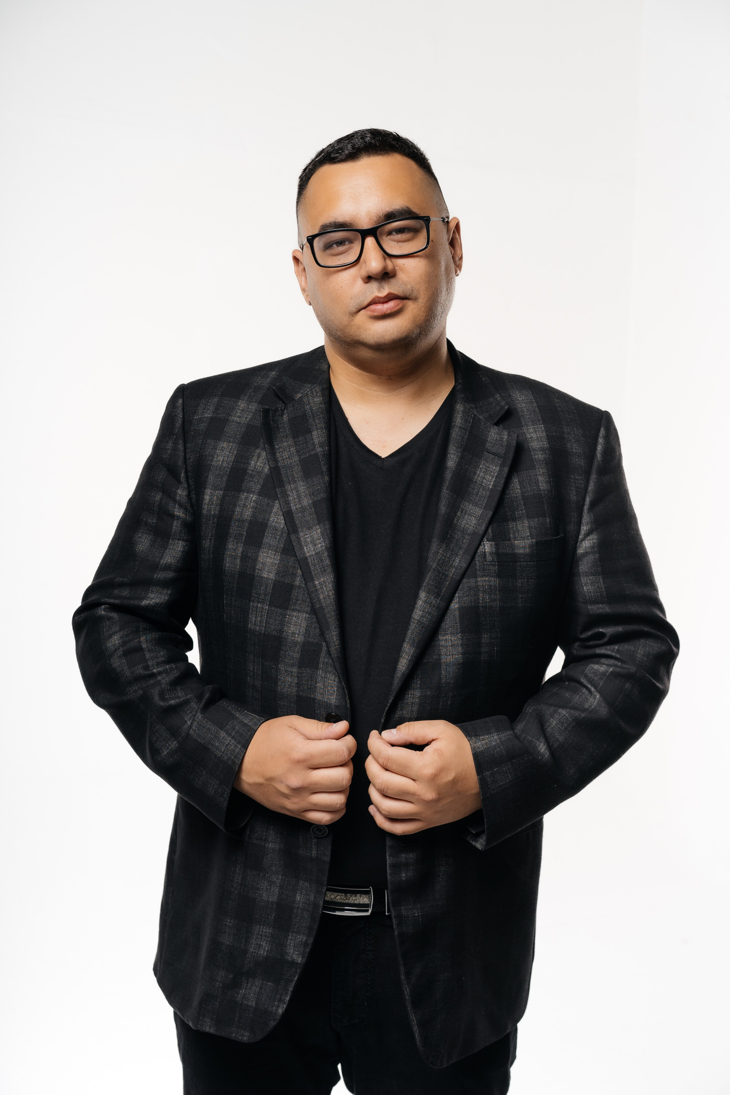 Бизнес портреты. Свадебный фотограф алматы Шожебаев Кайрат