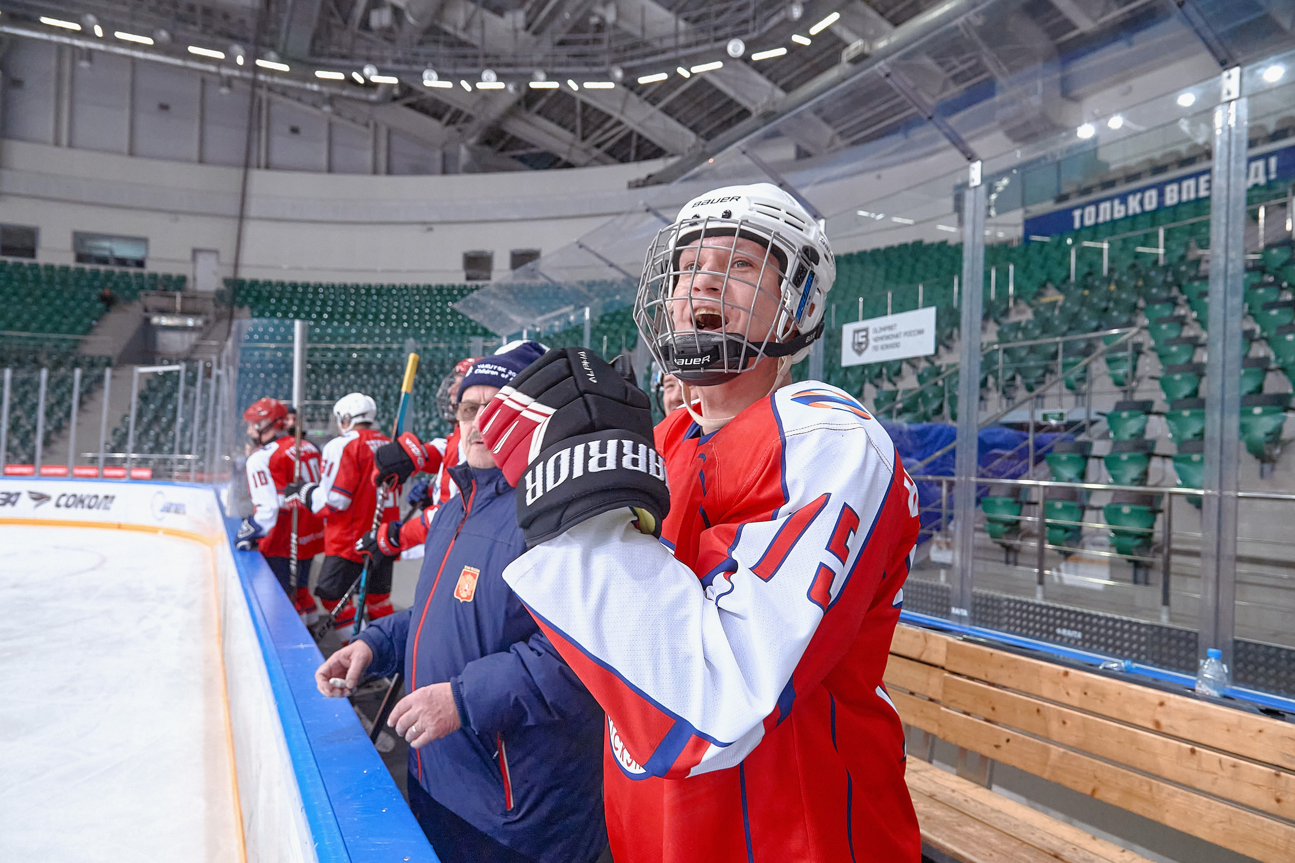 Платинум Арена — Хоккей — РусГидро. Фотограф Яковлев Роман — Красноярск
