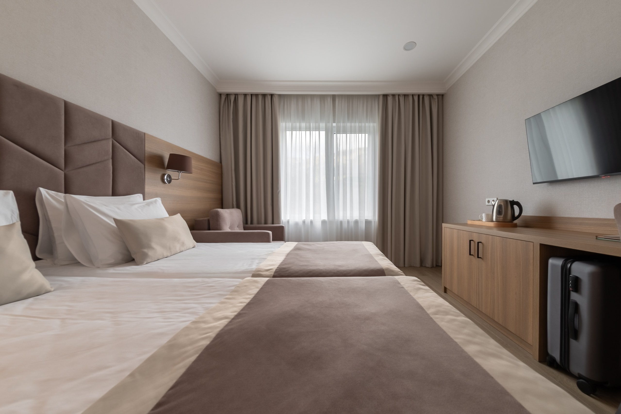 Фотосъёмка отель Диона Геленджик — интерьерный фотограф Евгений Суковатых