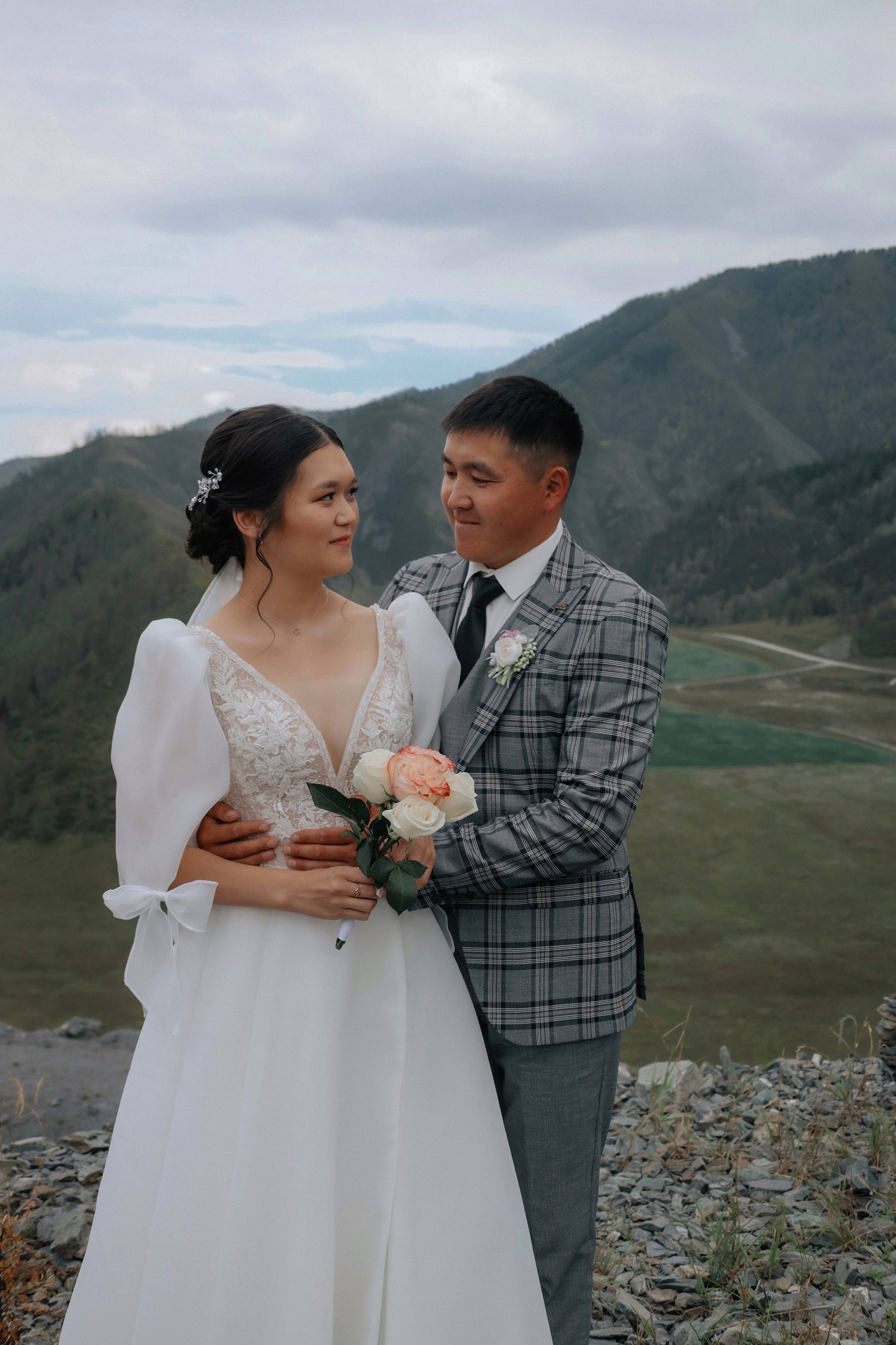 Аткыр и Айсана. Фотограф Горный Алтай