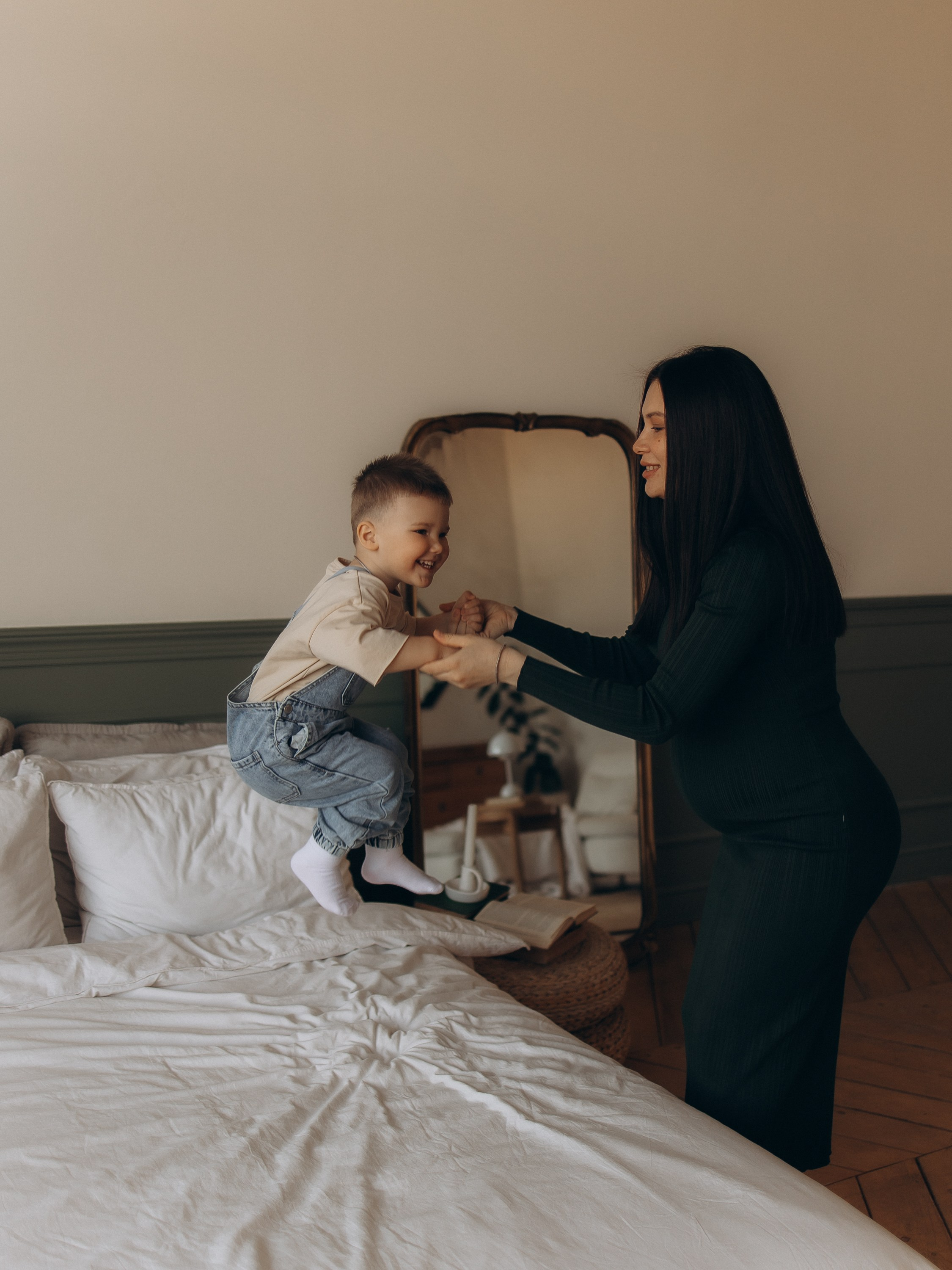 Вика и Миша — зал Дача. Семейный фотограф в Краснодаре Храмова Анна