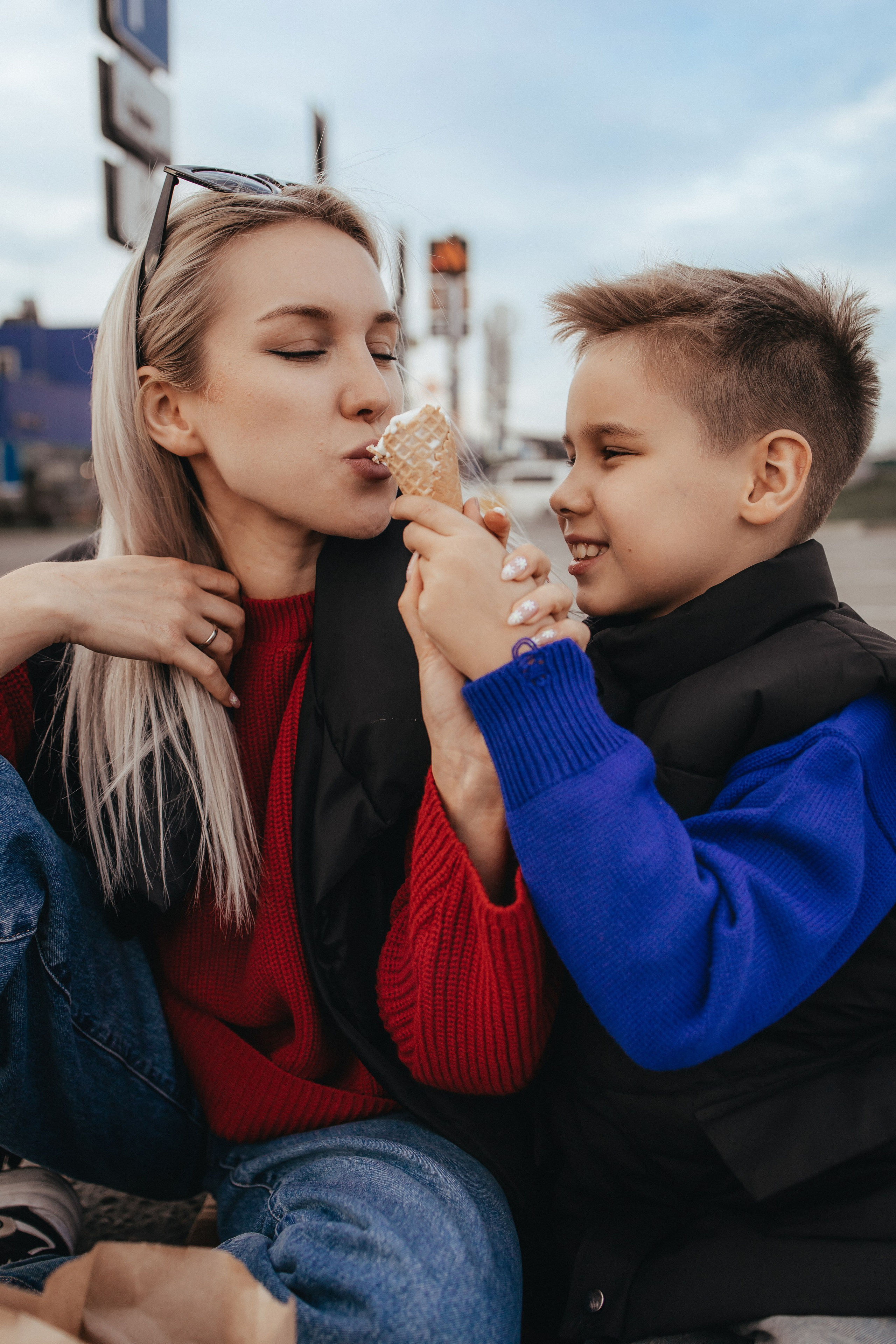 Семейная фотосессия для мамы и сына подростка. Семейный фотограф в Москве, Щелково, Фрязино _ Виктория Степанова
