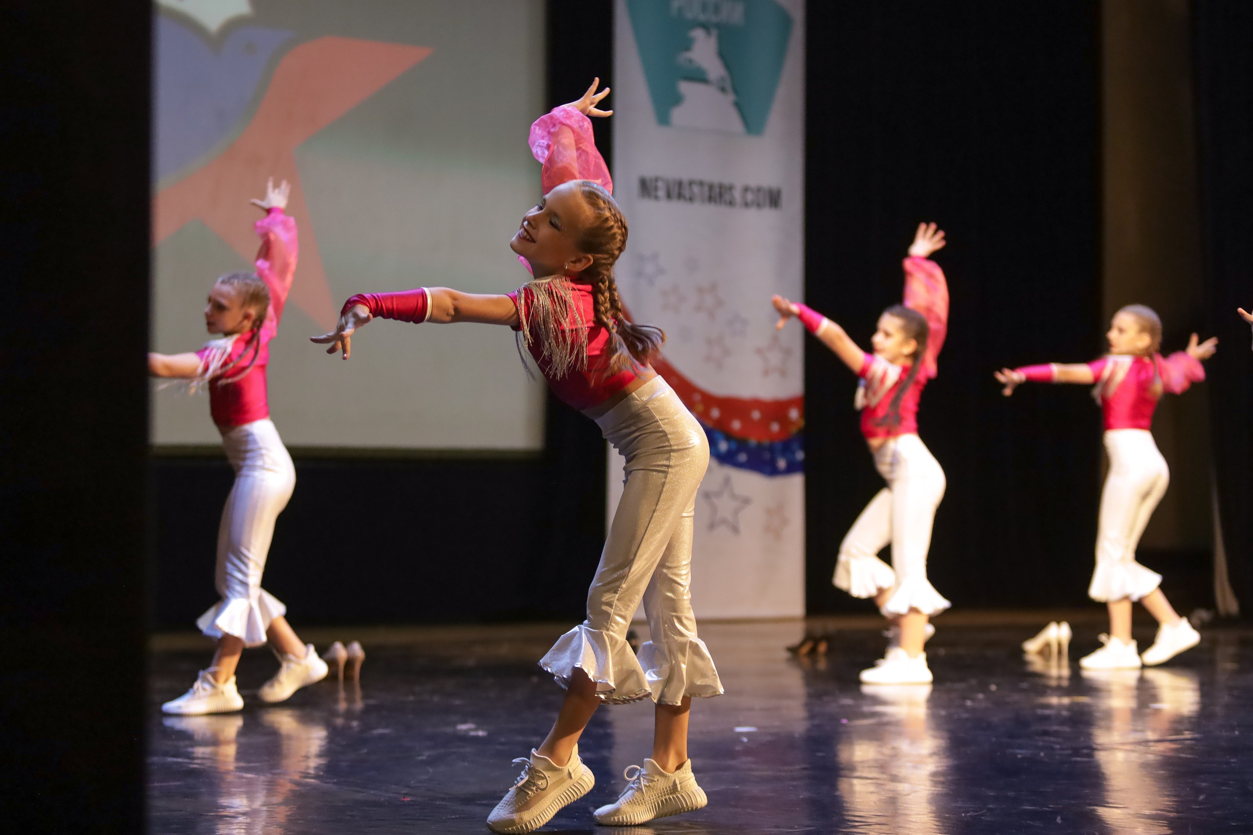 Невские Звезды. Портретный Фотограф Александр «Konevtsoph» В Санкт-Петербурге