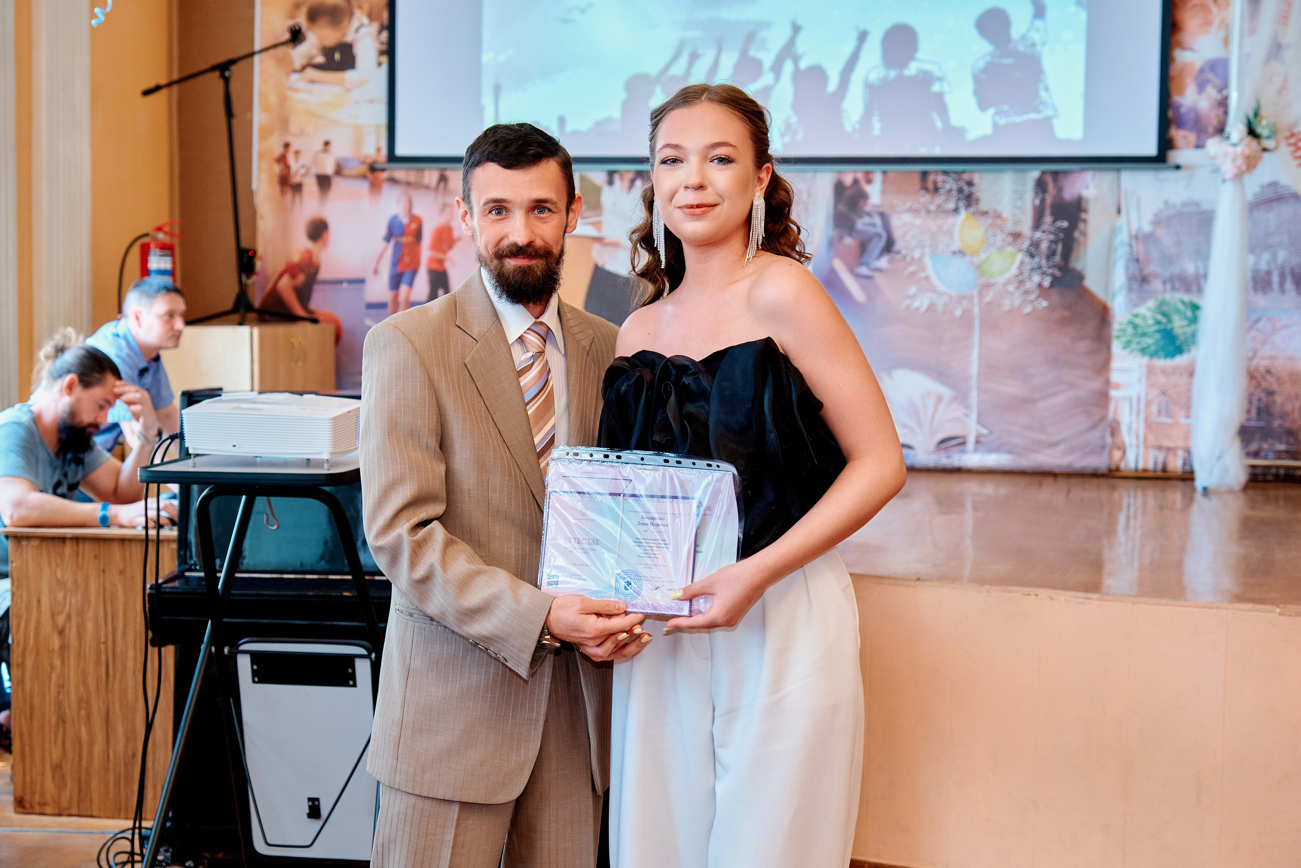 Выпускной 9 класс. Школа 10. Фотограф Таганрог Анна Трайжон