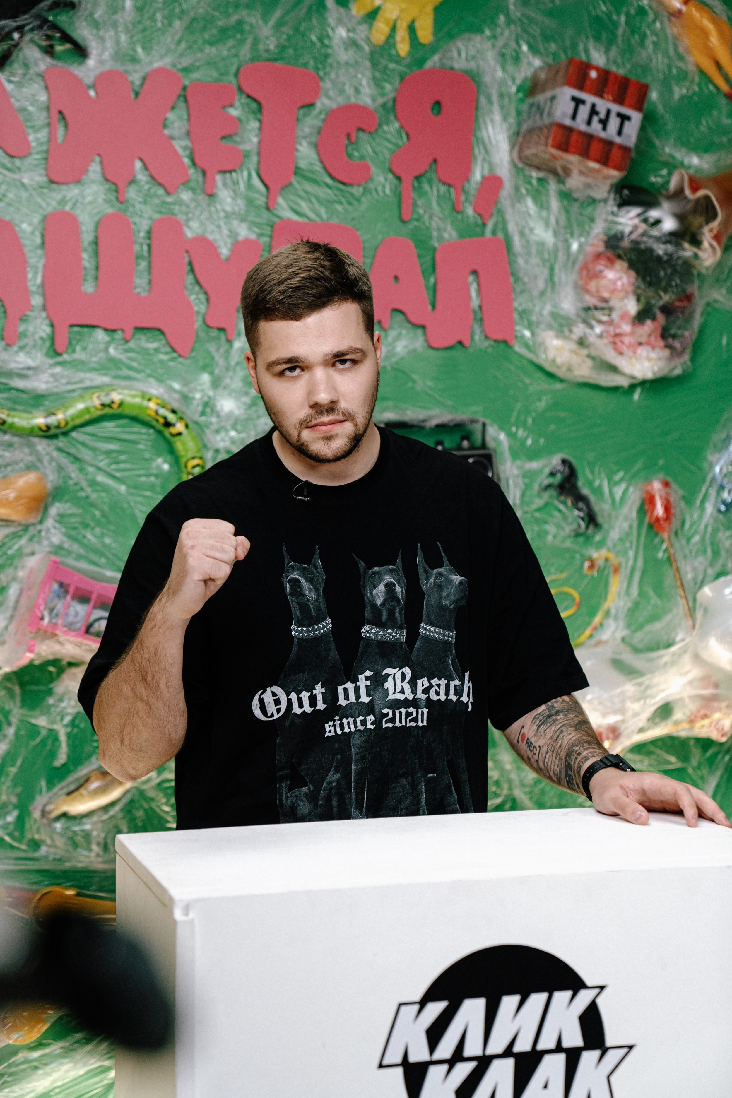 Бэкстейдж шоу Клик Клак «Кажется нащупал». Костя Жуков — фотограф в Москве