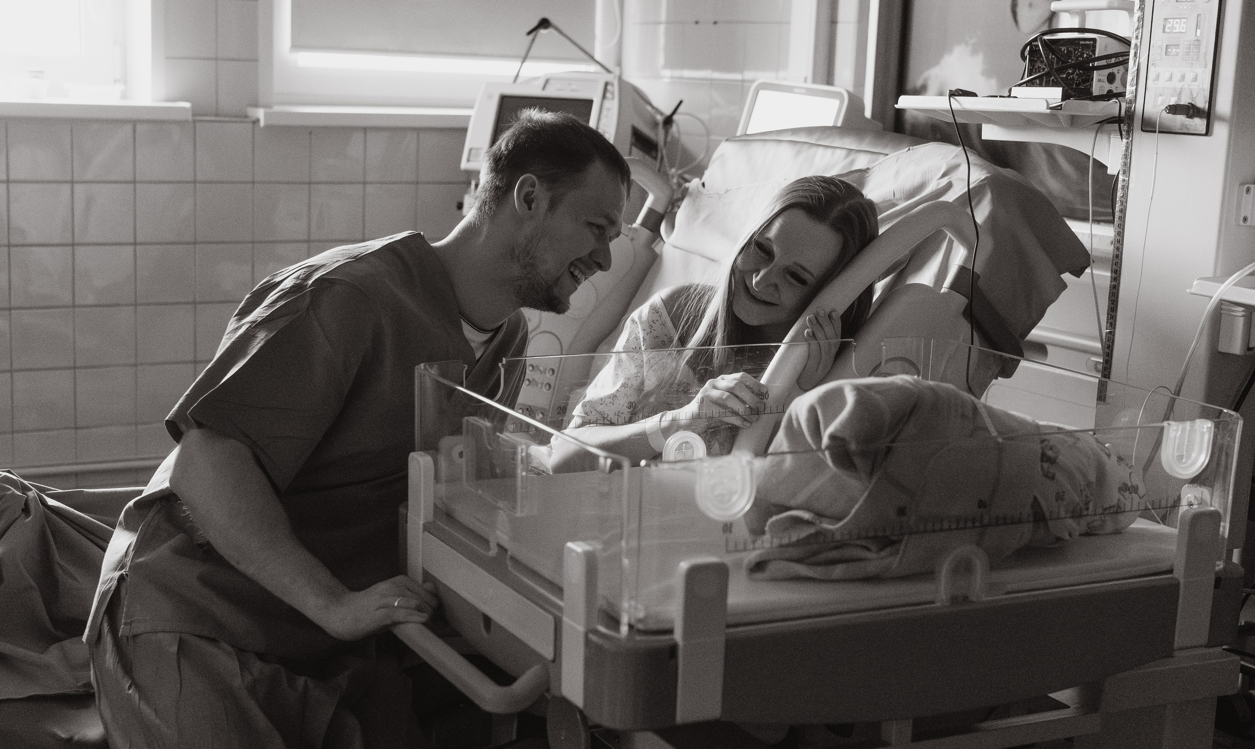 Партнерские роды в Москве в роддоме 8 Выхино. Семейный, ньюборн фотограф, фотограф на роды в Москве, Виктория Тюльдюкова