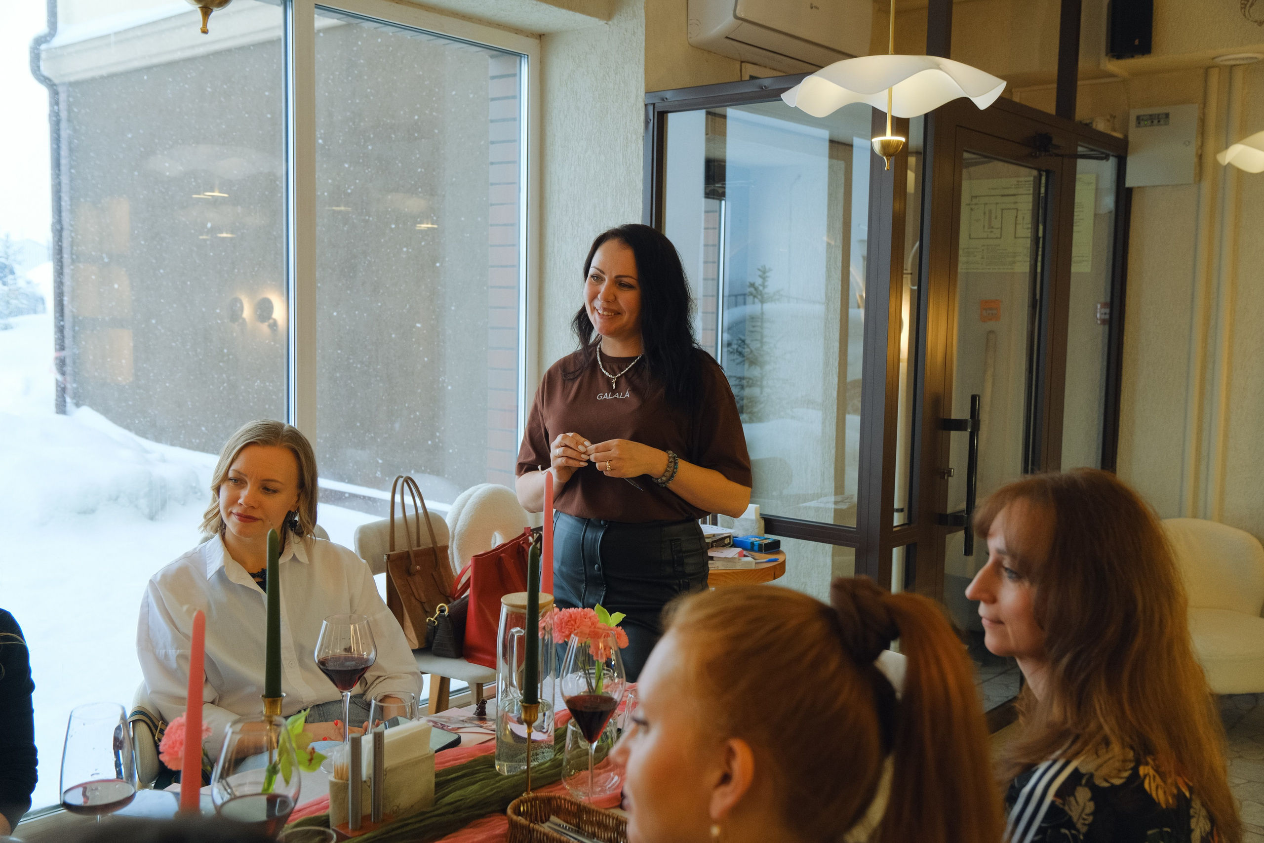 Девичник в кафе Im tun. Фотограф Софья Володкина