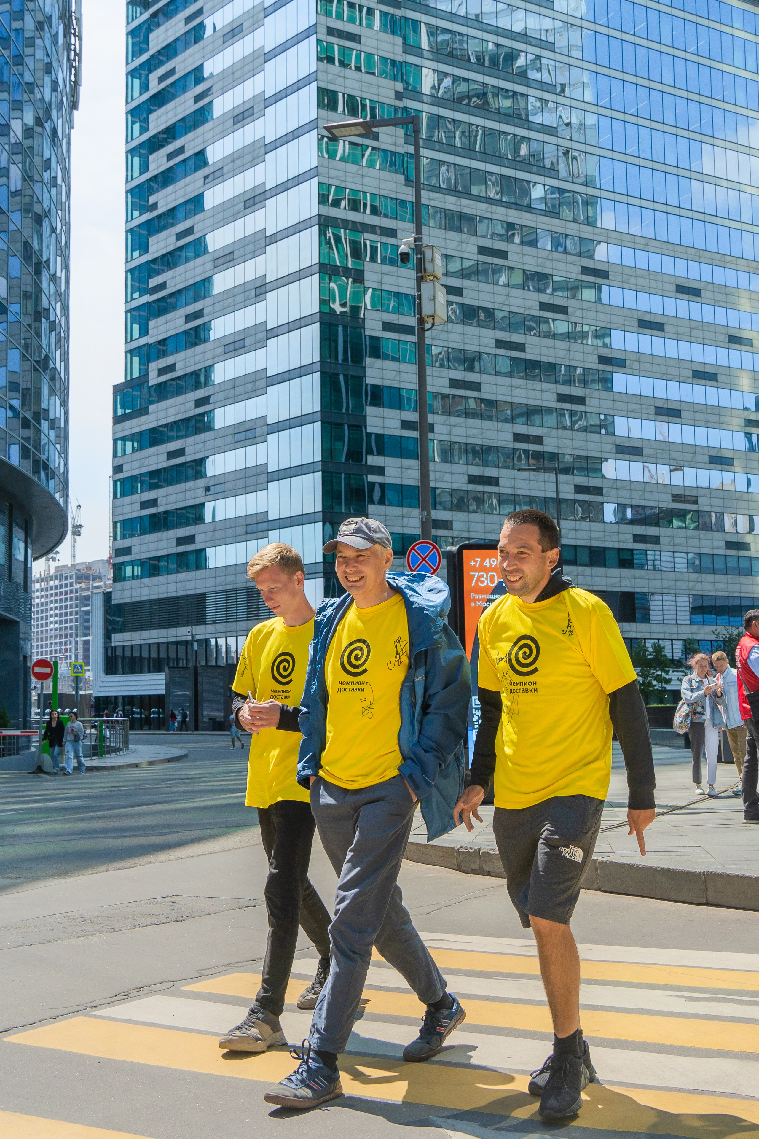 Яндекс.Еда. Лучшие курьеры в Москве. Репортажный и интерьерный фотограф Александра Солдатова