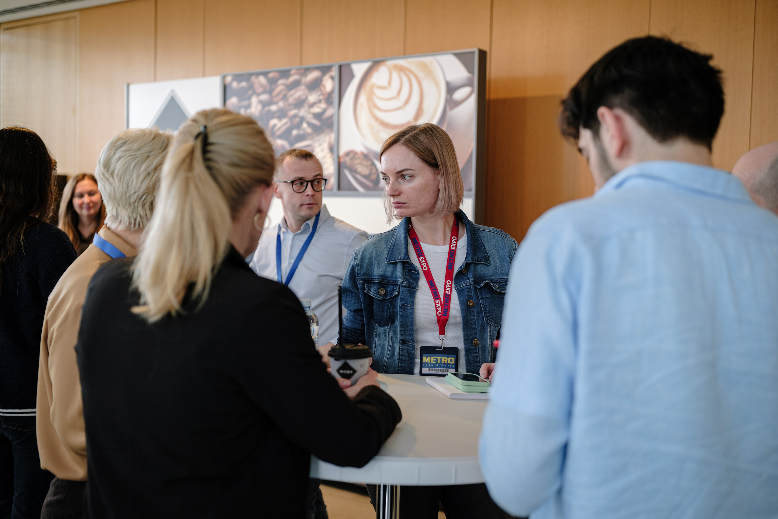 METRO. Репортажный и портретный фотограф в Москве Илья Спиридонов