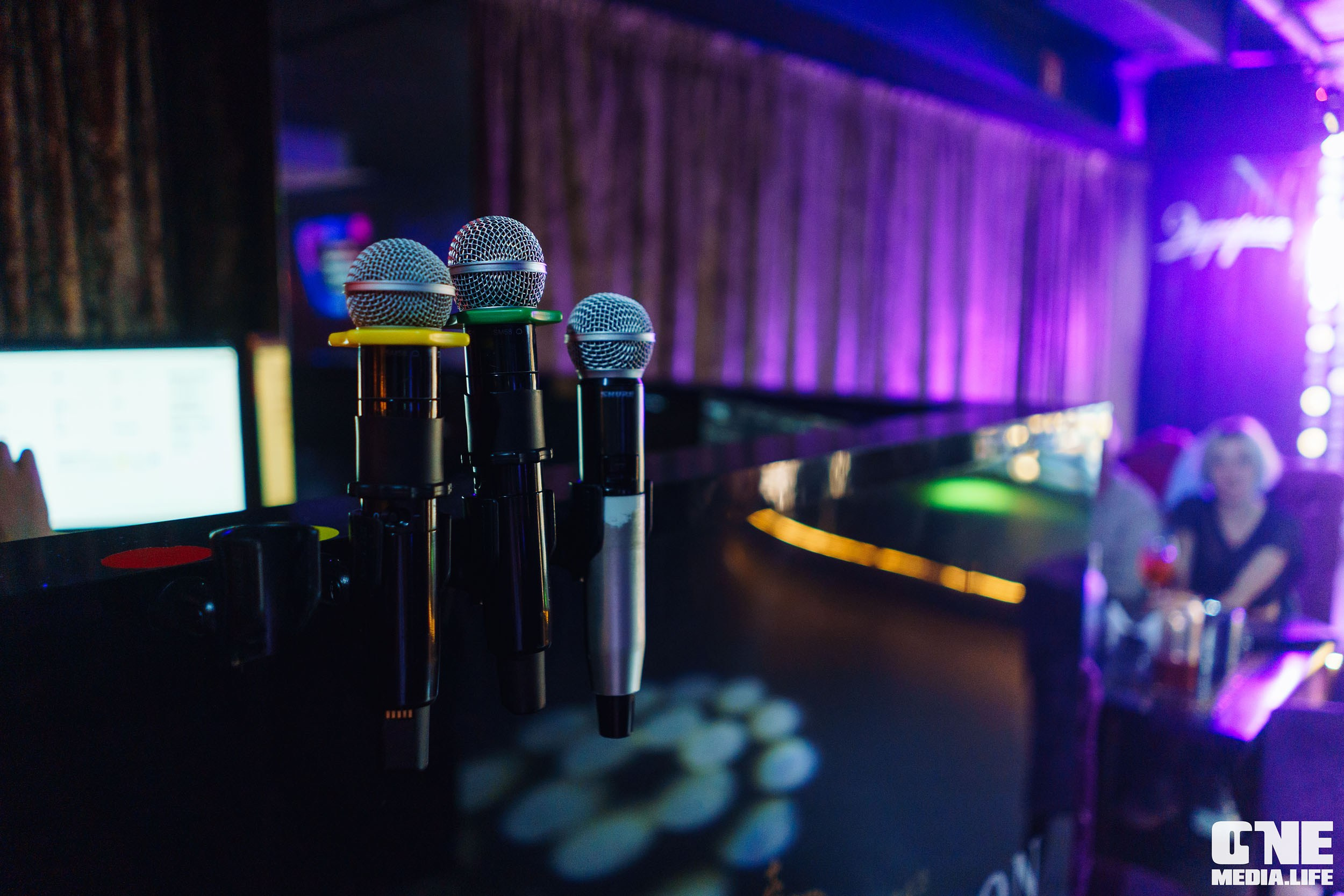 Фоторепортаж из караоке-клуба Эйфория. One Media Life: фоторепортажи, фотоотчеты с мероприятий и заведений