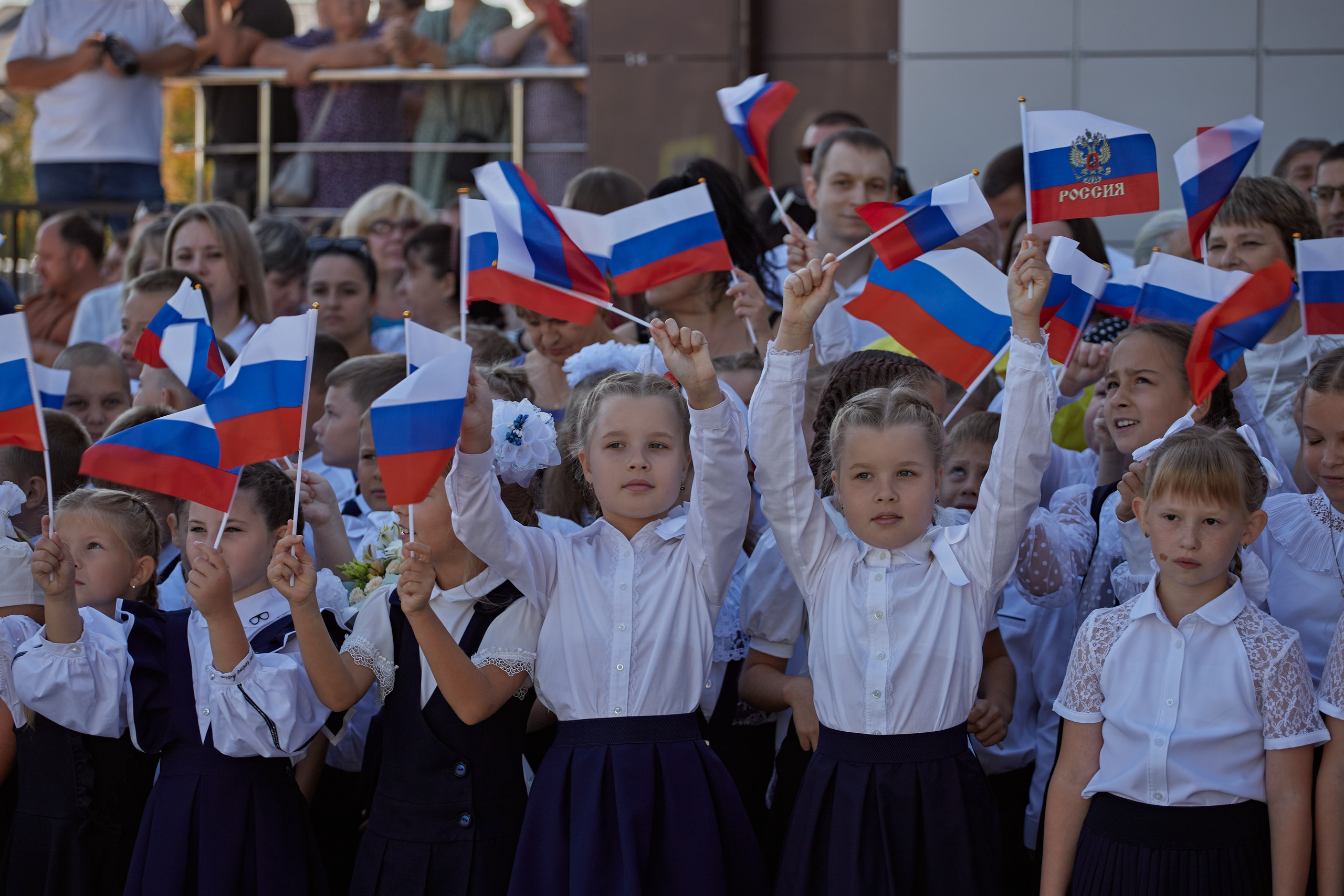 1 сентября 2024 года репортаж. Фотограф в Рязани. Свадьба, семейное фото, портрет. Константин Манго