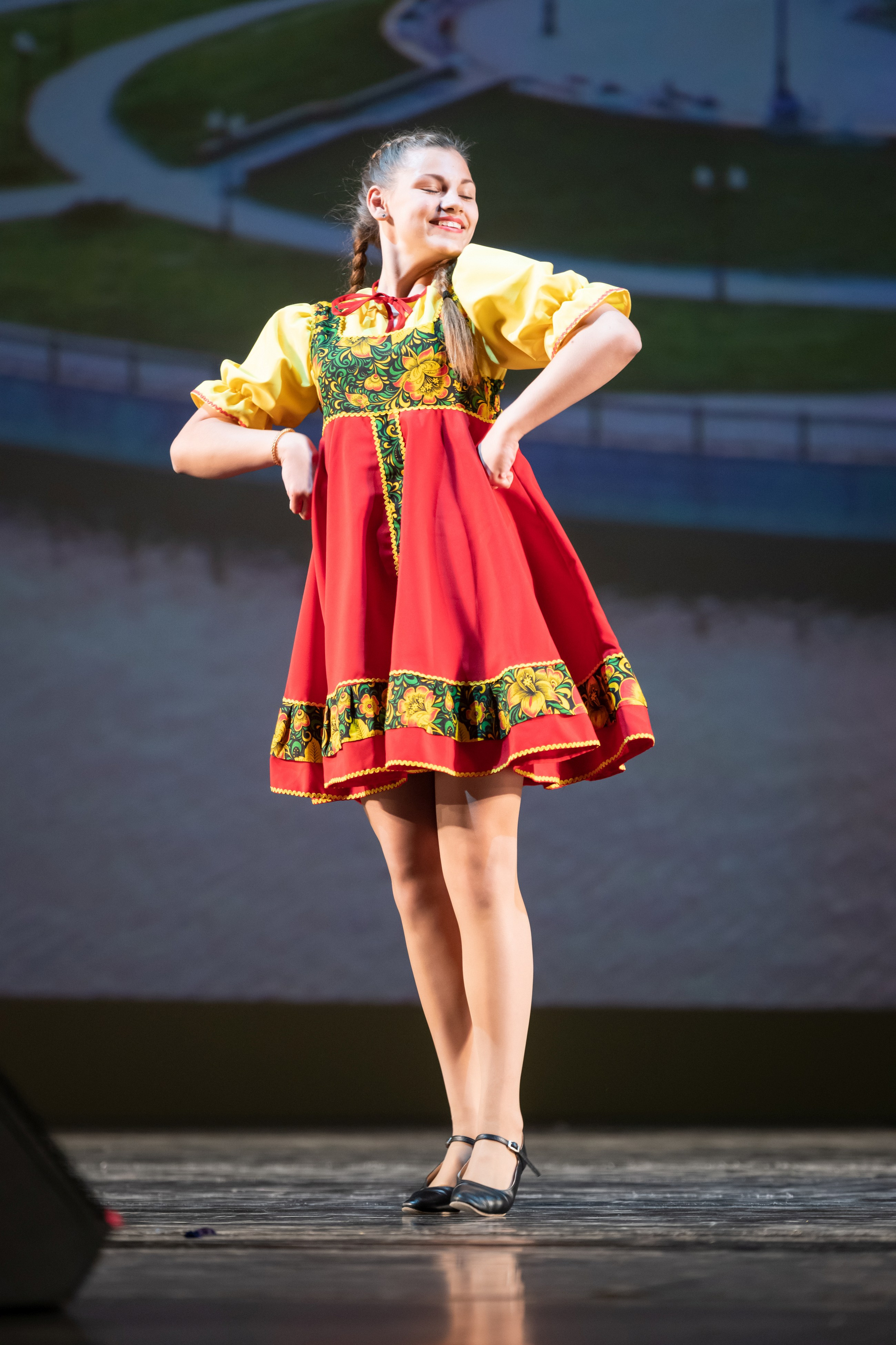 15 сентября, концерт БКЗ. Золотое яблочко