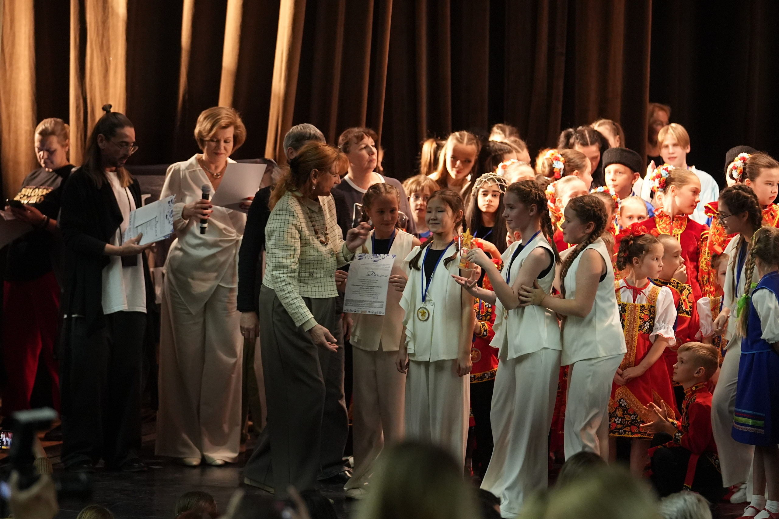 7 декабря, блок 2, г. Москва. Золотое яблочко