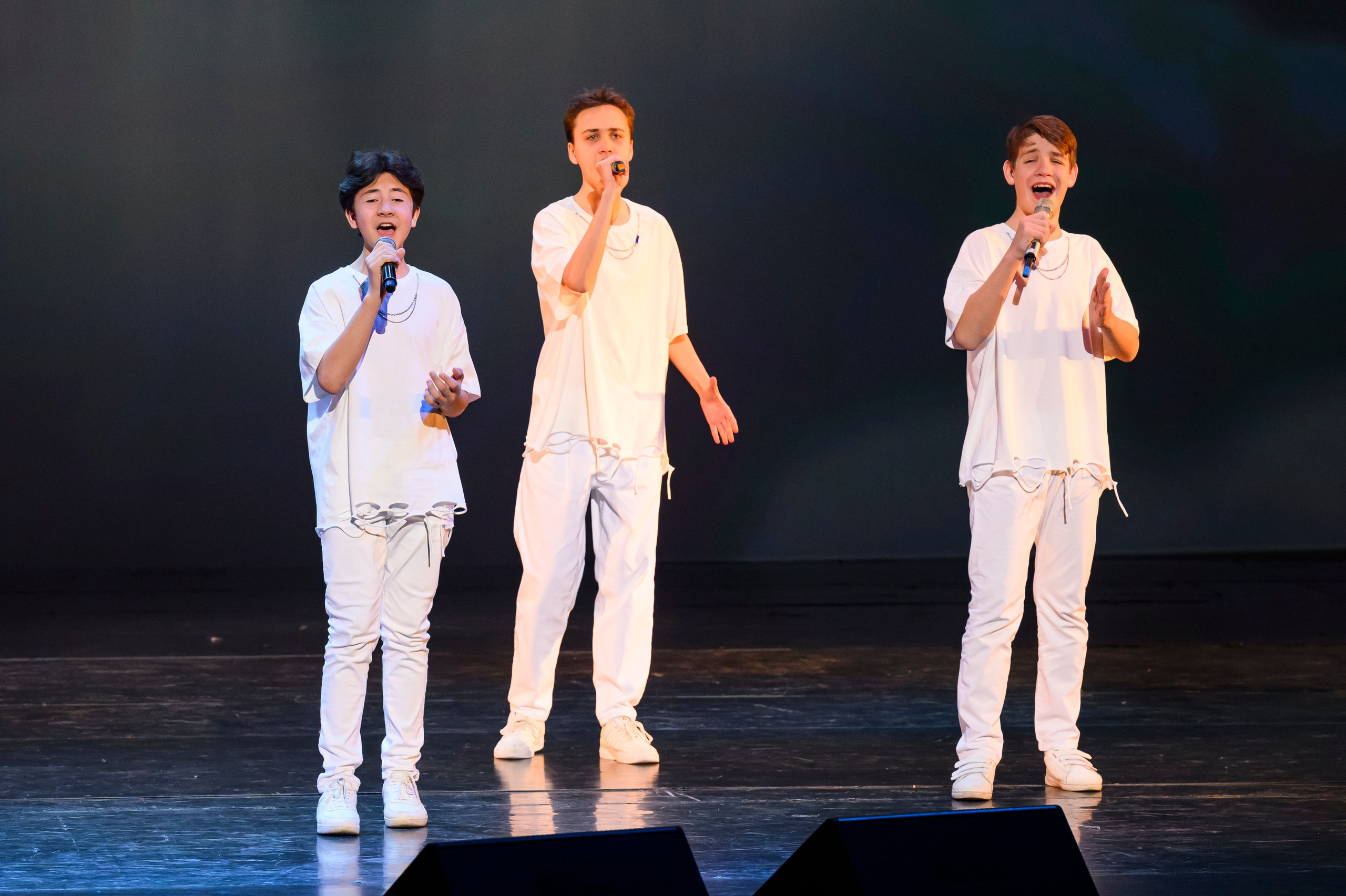 23 апреля, часть 1, БКЗ Октябрьский, г. Санкт-Петербург. Золотое яблочко