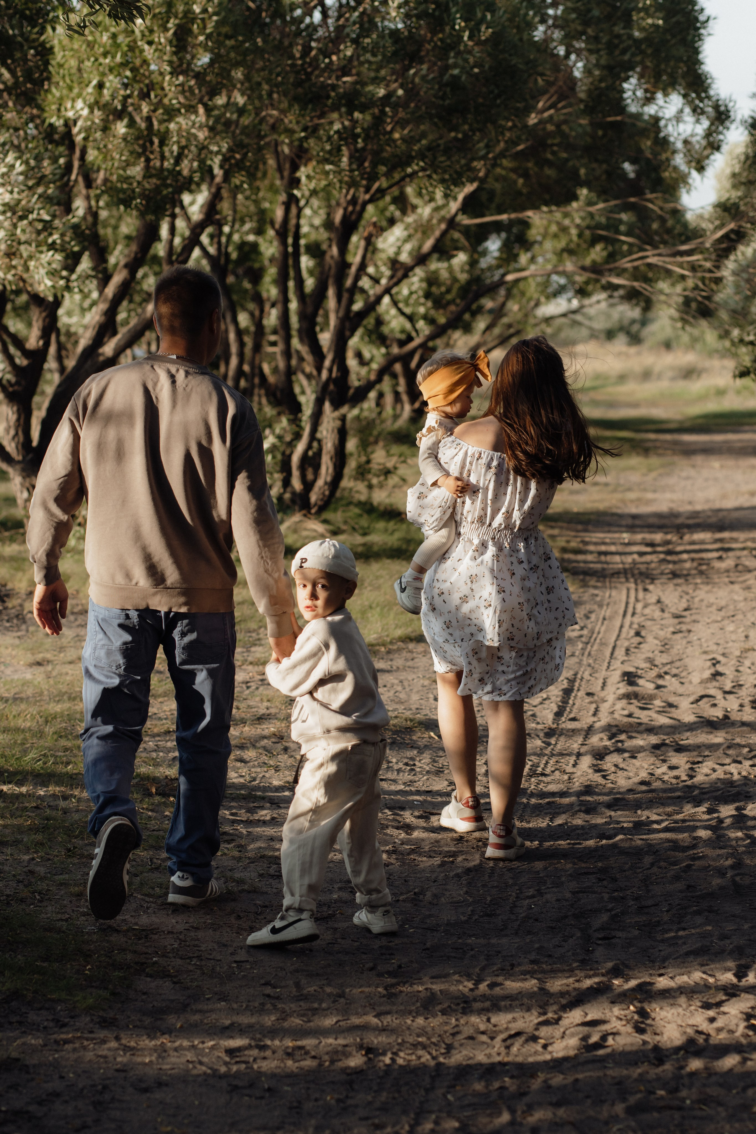 На берегу. Семейный и свадебный фотограф в Челябинске Мария Леонтьева