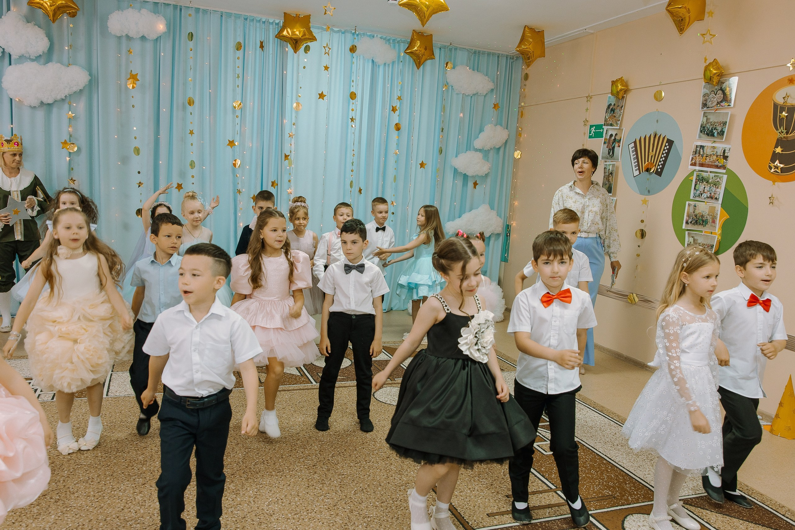 Выпускной в ДС -29. Выпускные альбомы Натальи Бутко: Новороссийск, Анапа, Геленджик