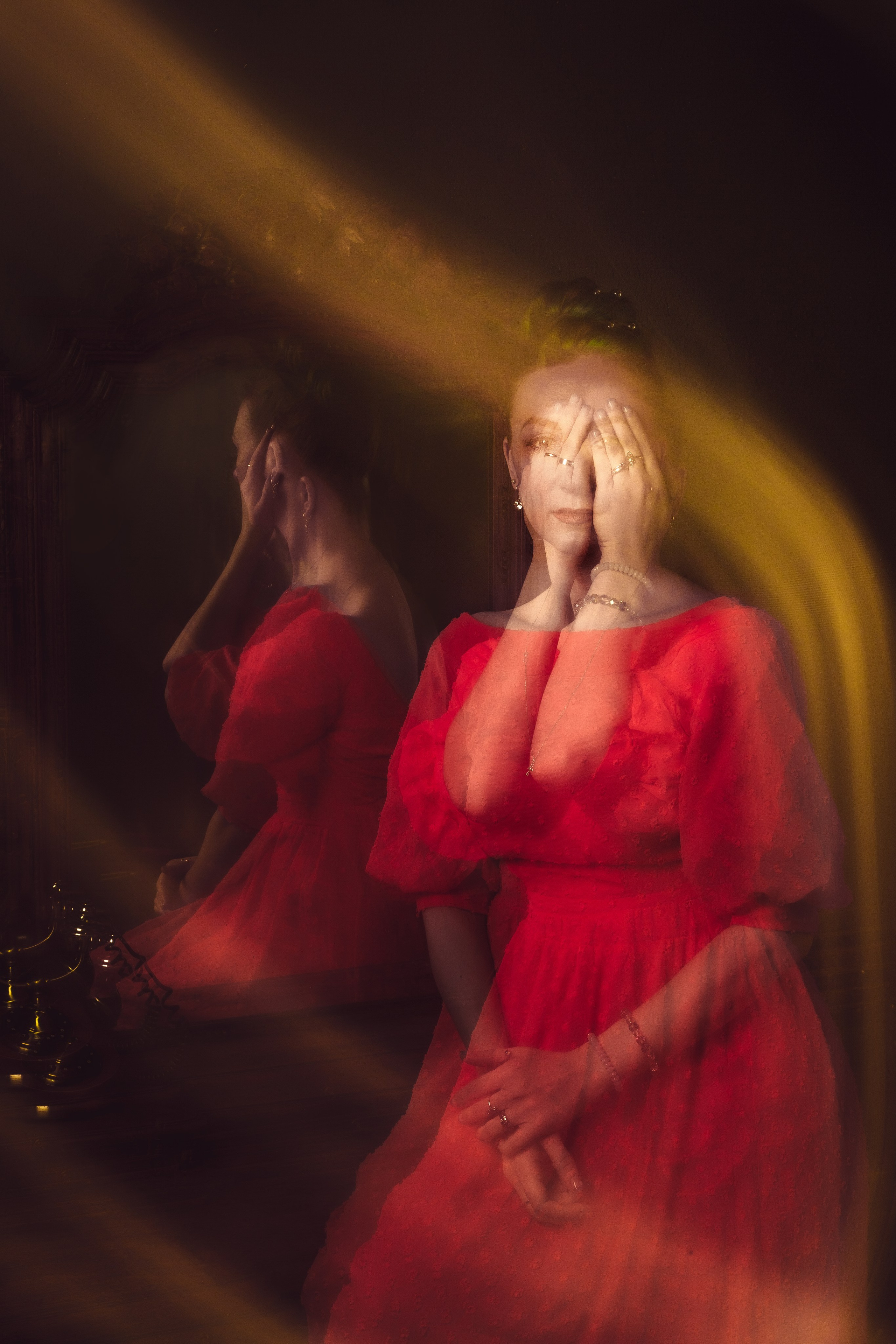 2023. Социофобушек, фотографирует социофобушков. Фотограф в Санкт-Петербурге