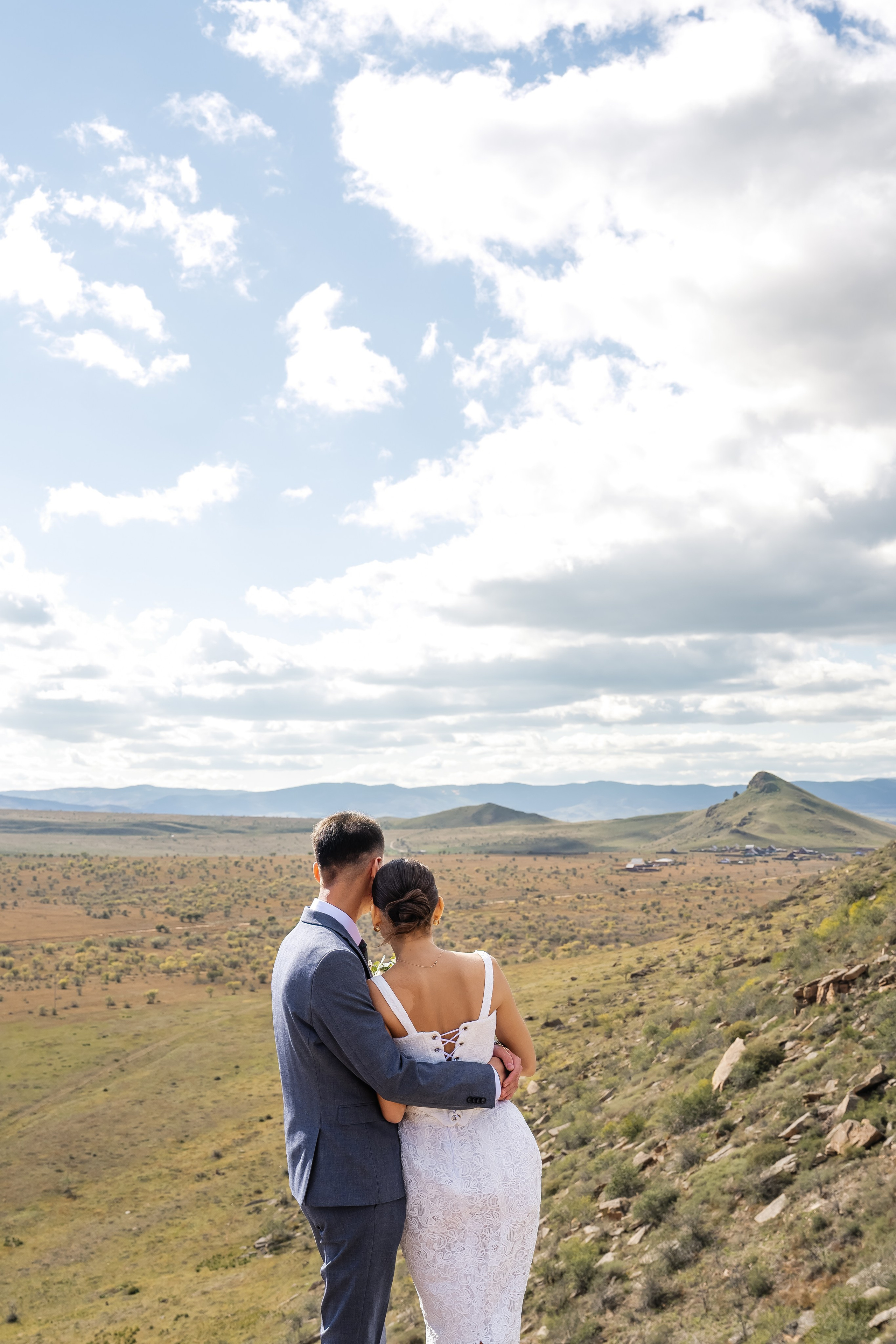 Сентябрь. Фотограф и видеограф в Улан-Удэ: Аюна Габагуева и Артём Шаханов