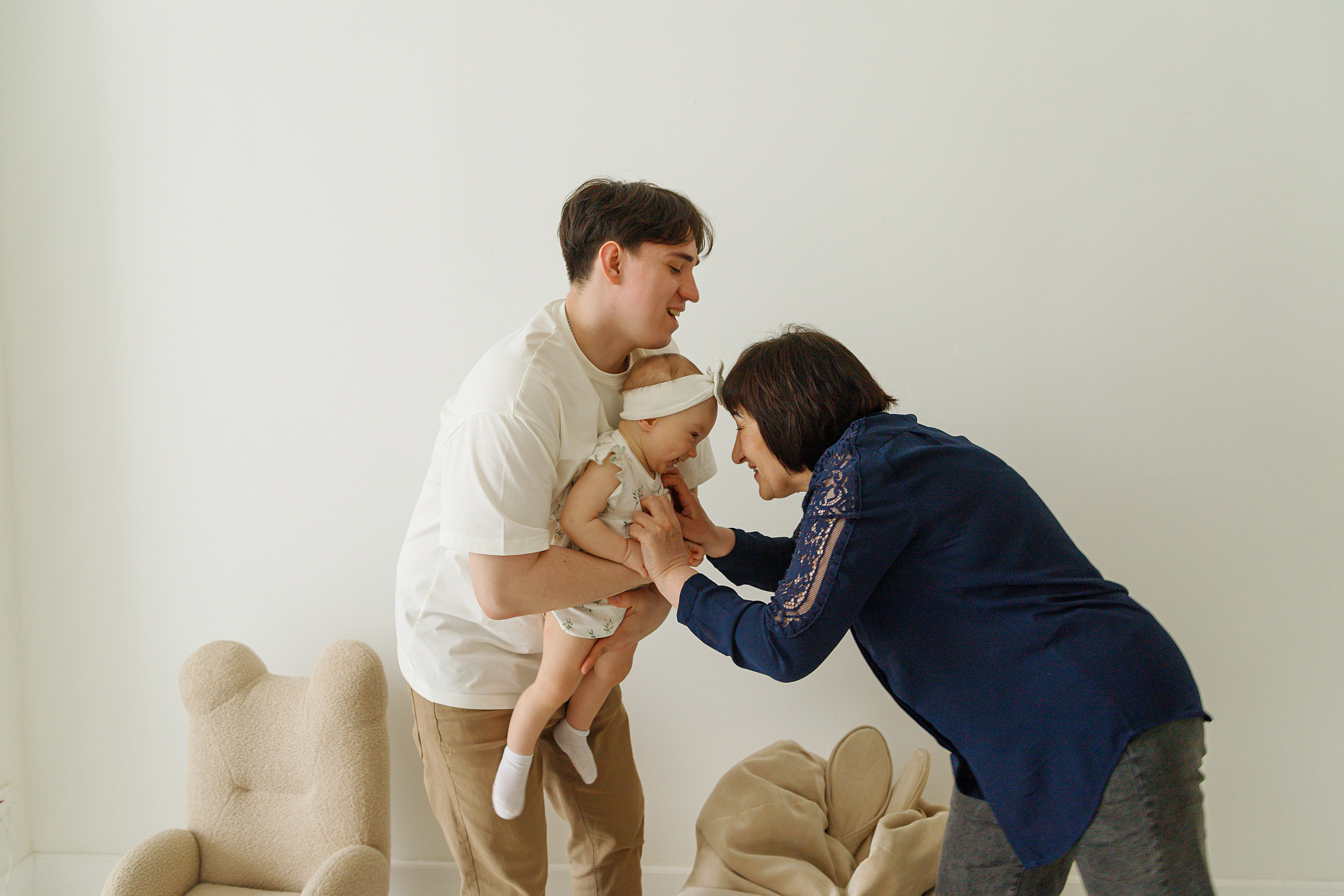 Семейная фотостудия. Семейный, свадебный и детский фотограф в Новосибирске Ольга Хидченко