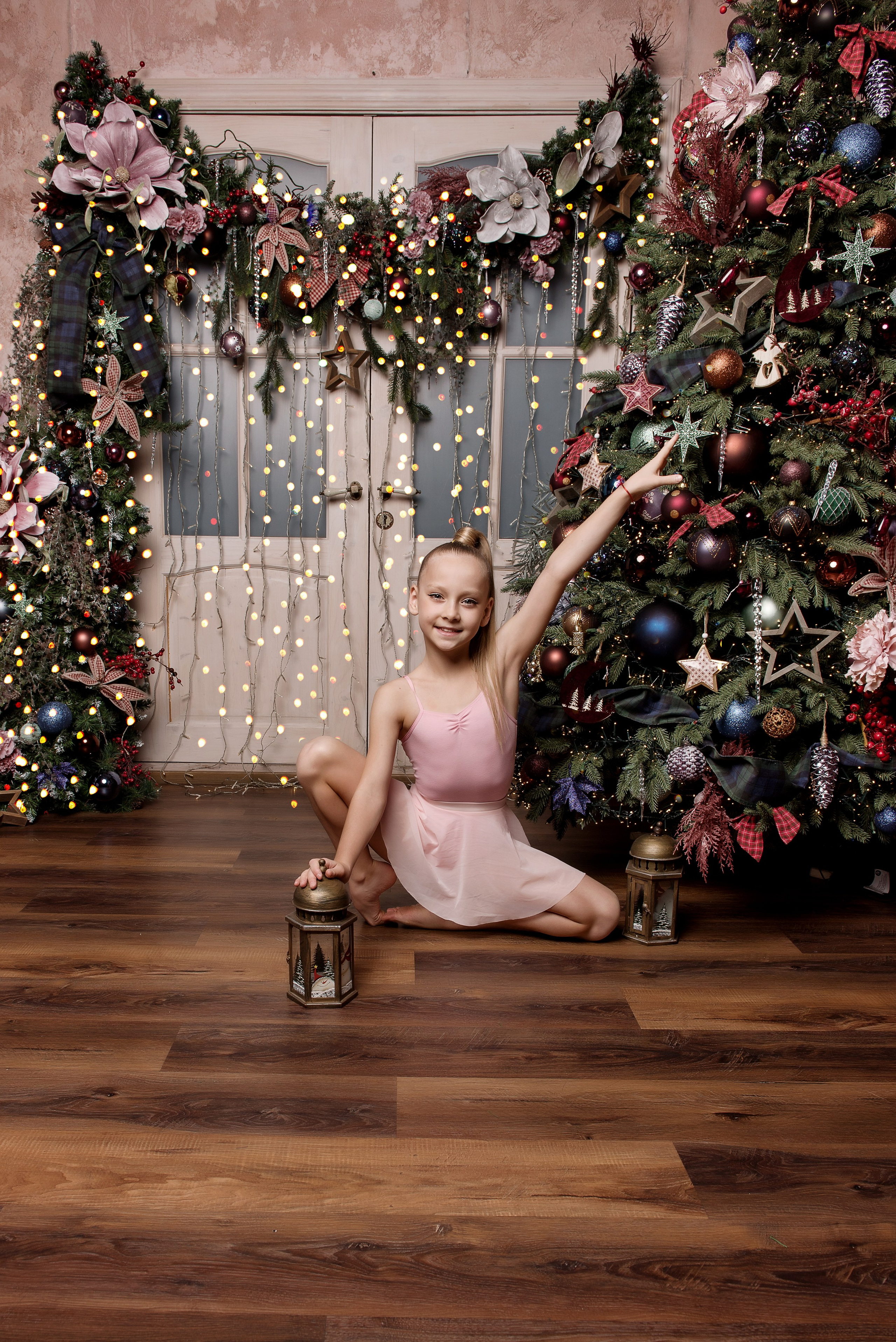 Варя и Лиза Новый год. Детский фотограф в Долгопрудном и Москве