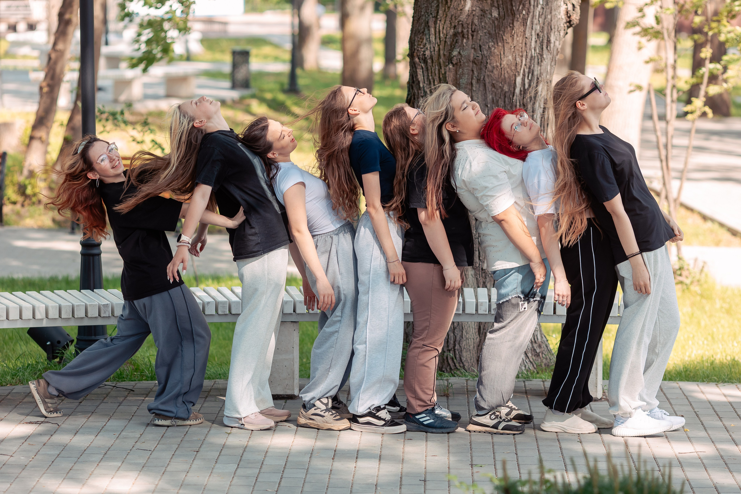 Позирование группы. Выпускные альбомы для детского сада и школы