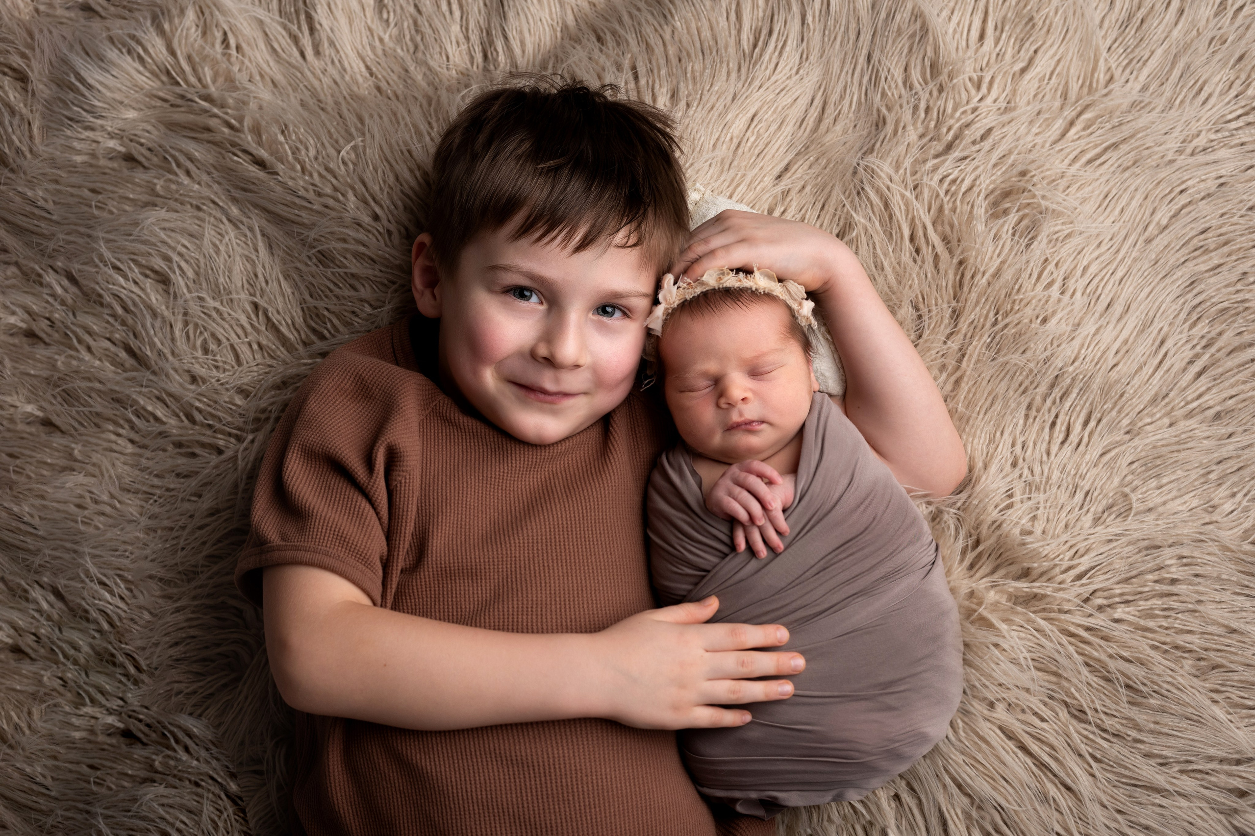 Кадры с родителями и старшими детьми. Фотограф новорожденных в Екатеринбурге Анастасия Карманова