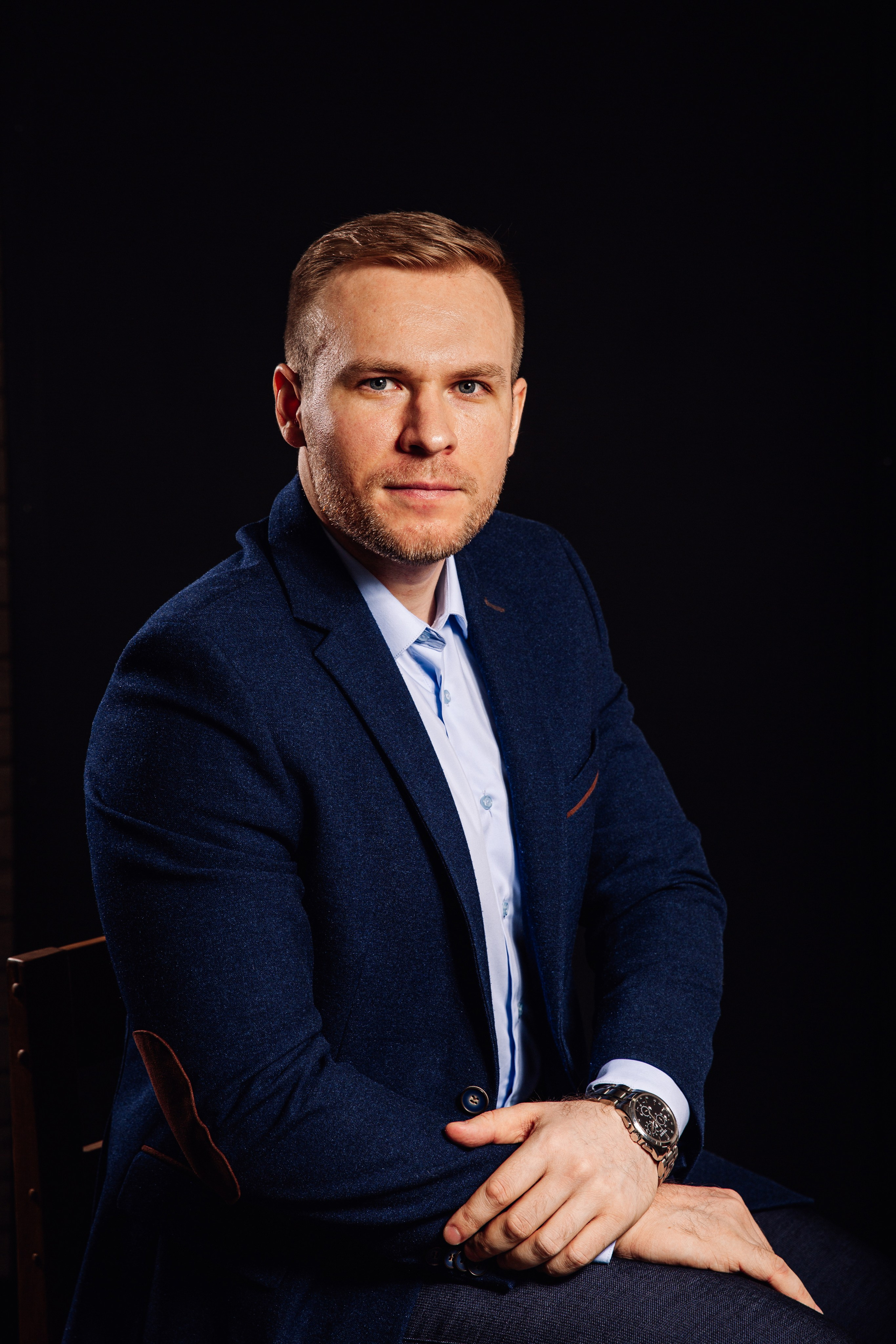 Бизнес портрет — Деловой контент. Марина Соколова. Контентный и семейный фотограф г. Красноярск