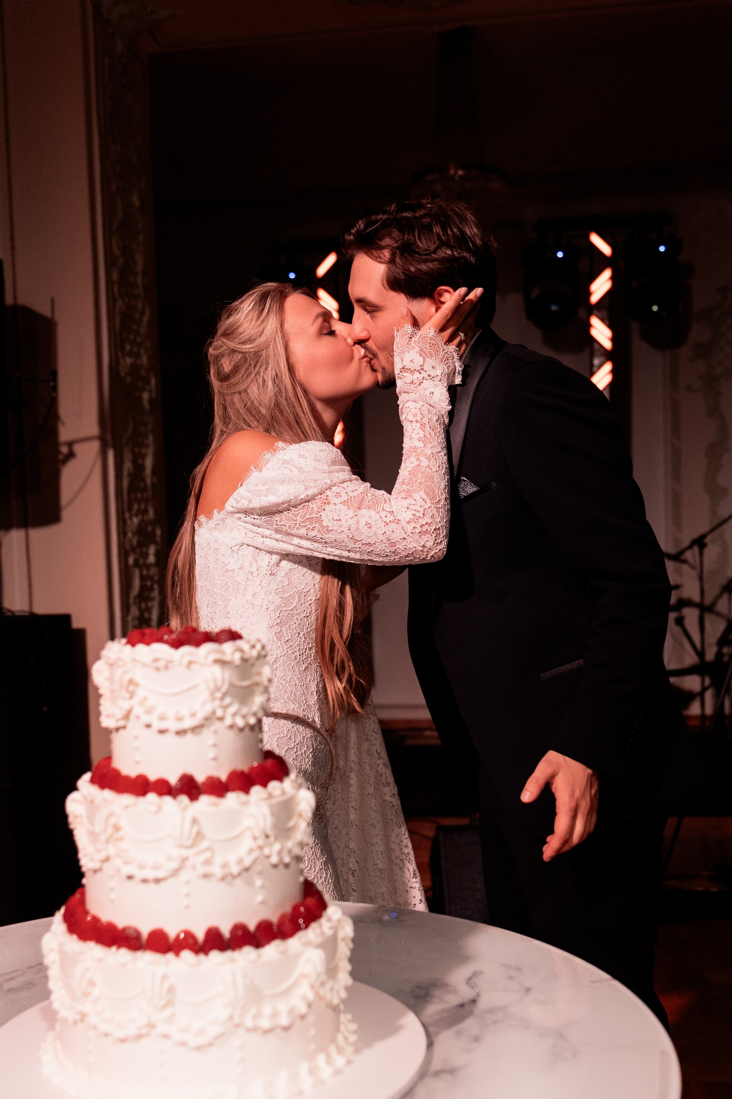 Григорий и Полина. Фотограф Артем Бросов в Санкт-Петербурге и Дубае