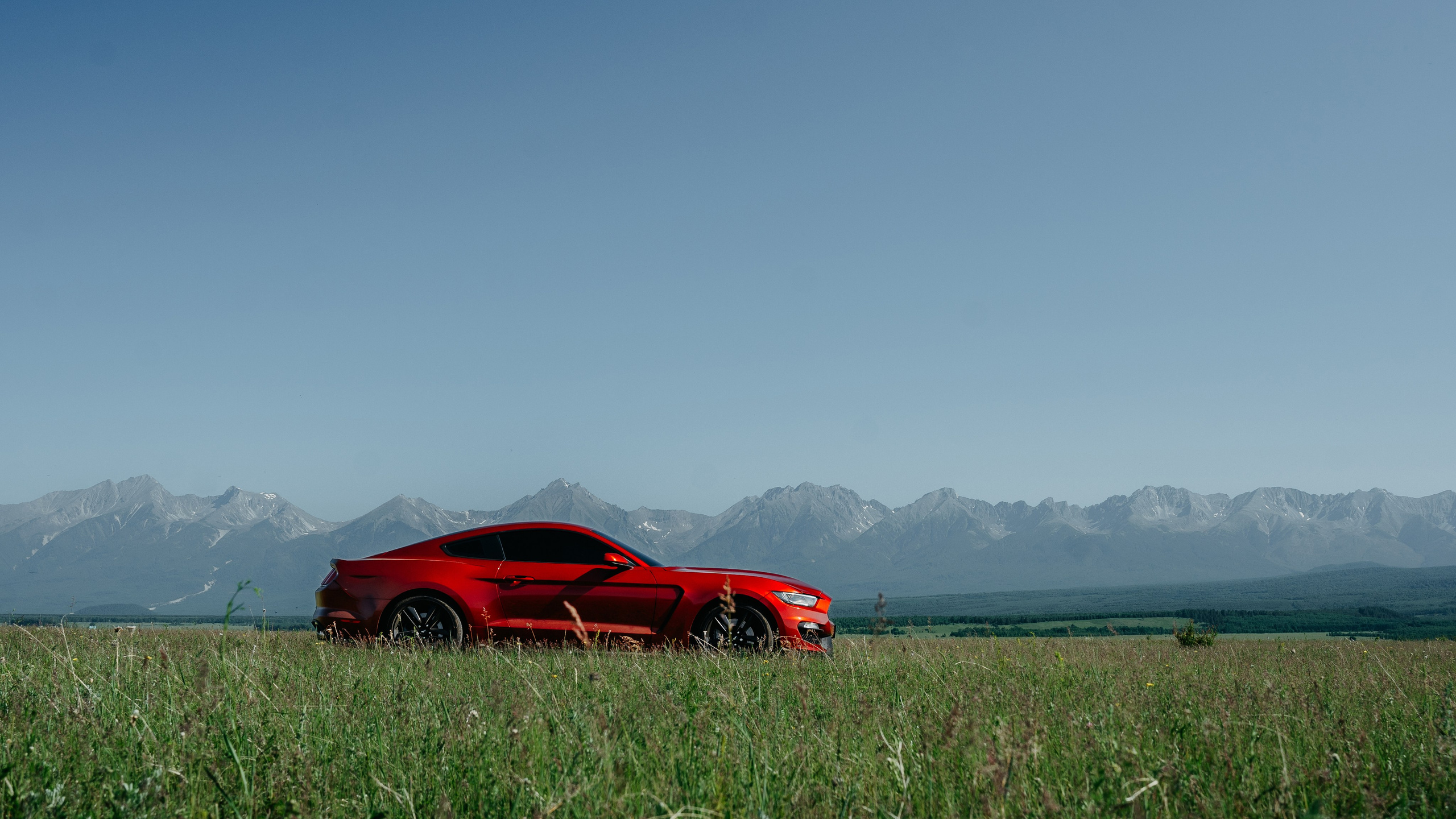 Ford Mustang. Фотограф, видеограф и пилот дрона на Байкале