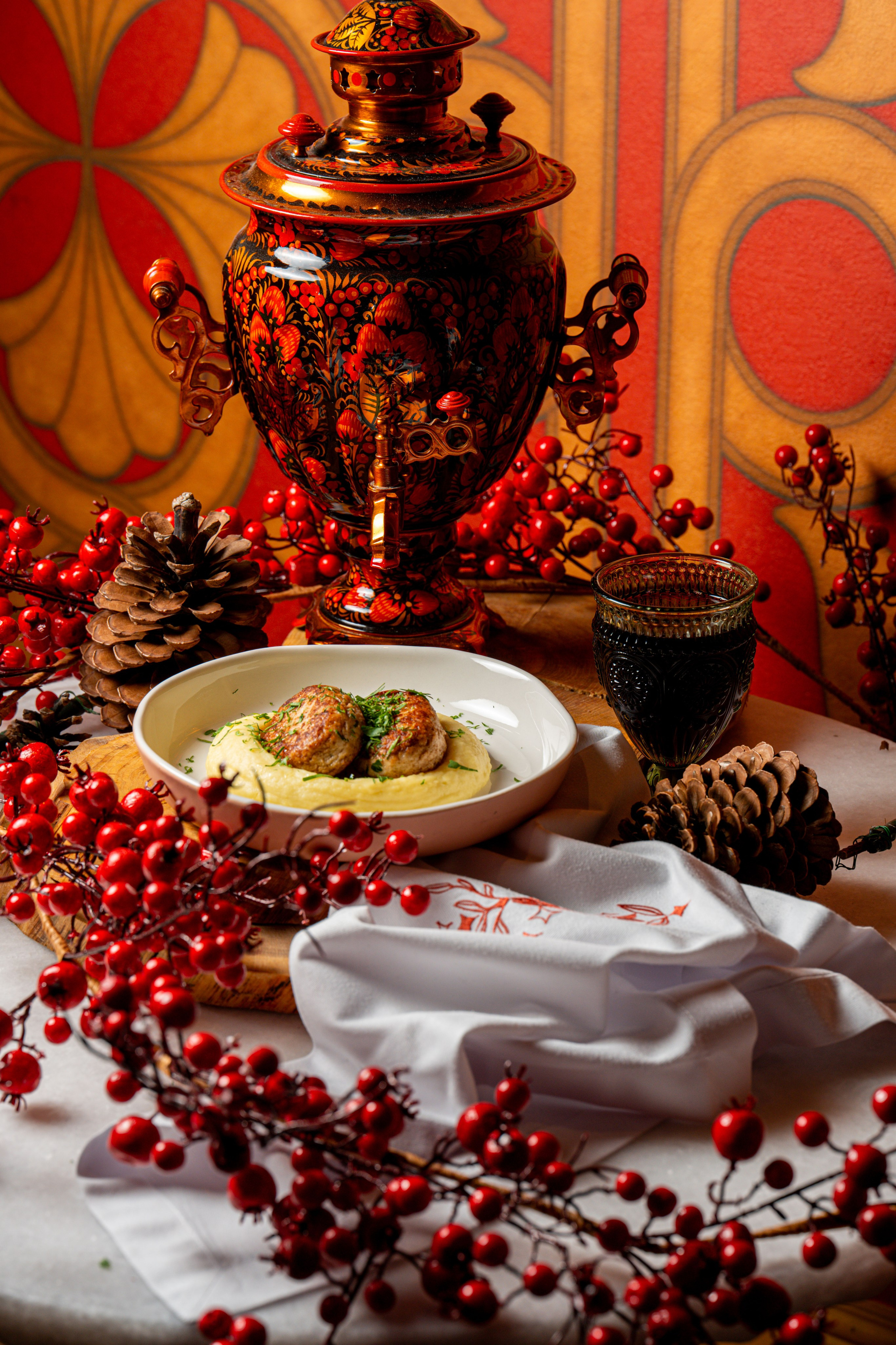 À la russe. Автор визуальных концепций и имиджевых съёмок Brand Visual Direction