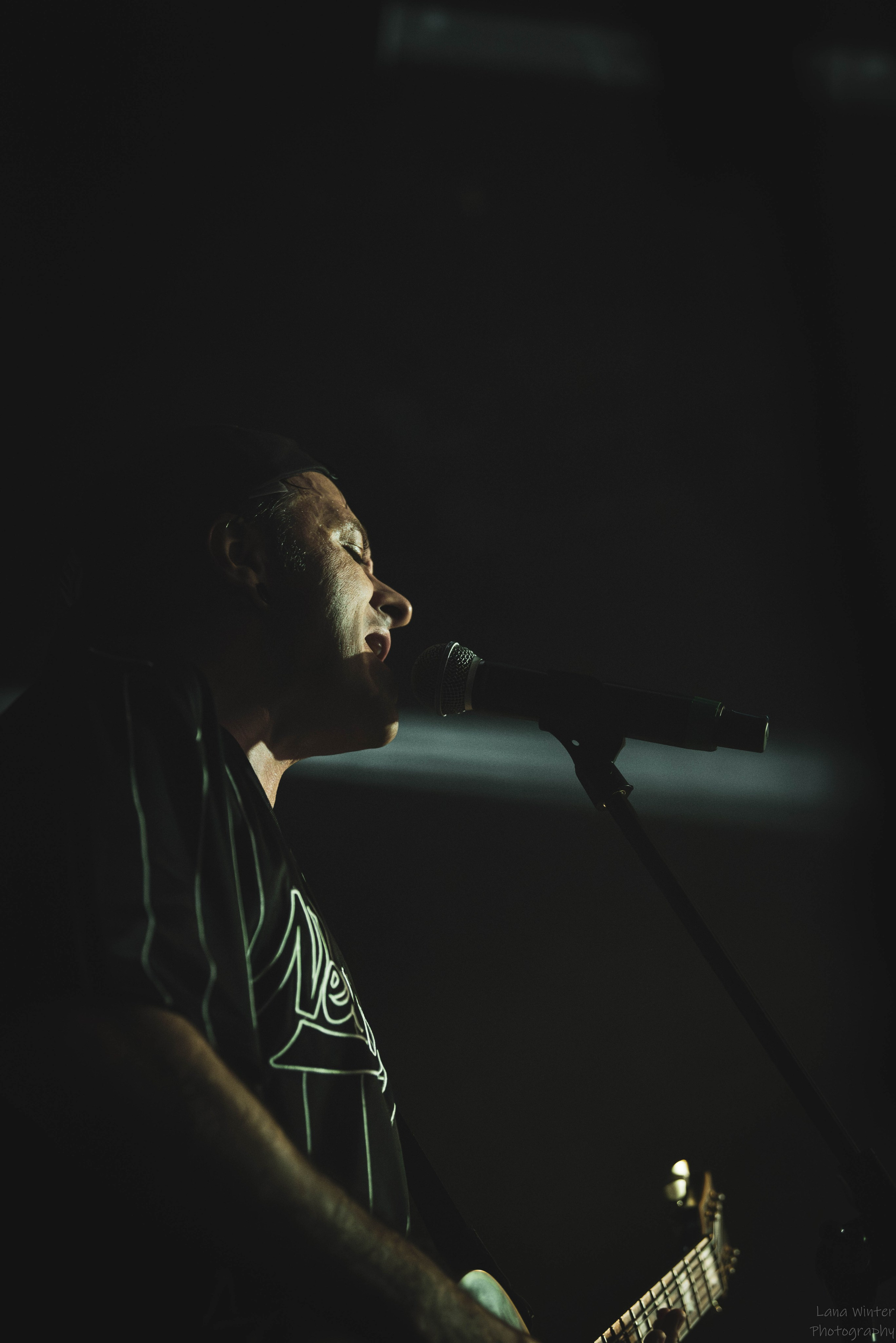 7000$ (29 июня 2025 года, Москва, клуб Урбан). Фотограф Светлана Блинова, Москва и Московская область