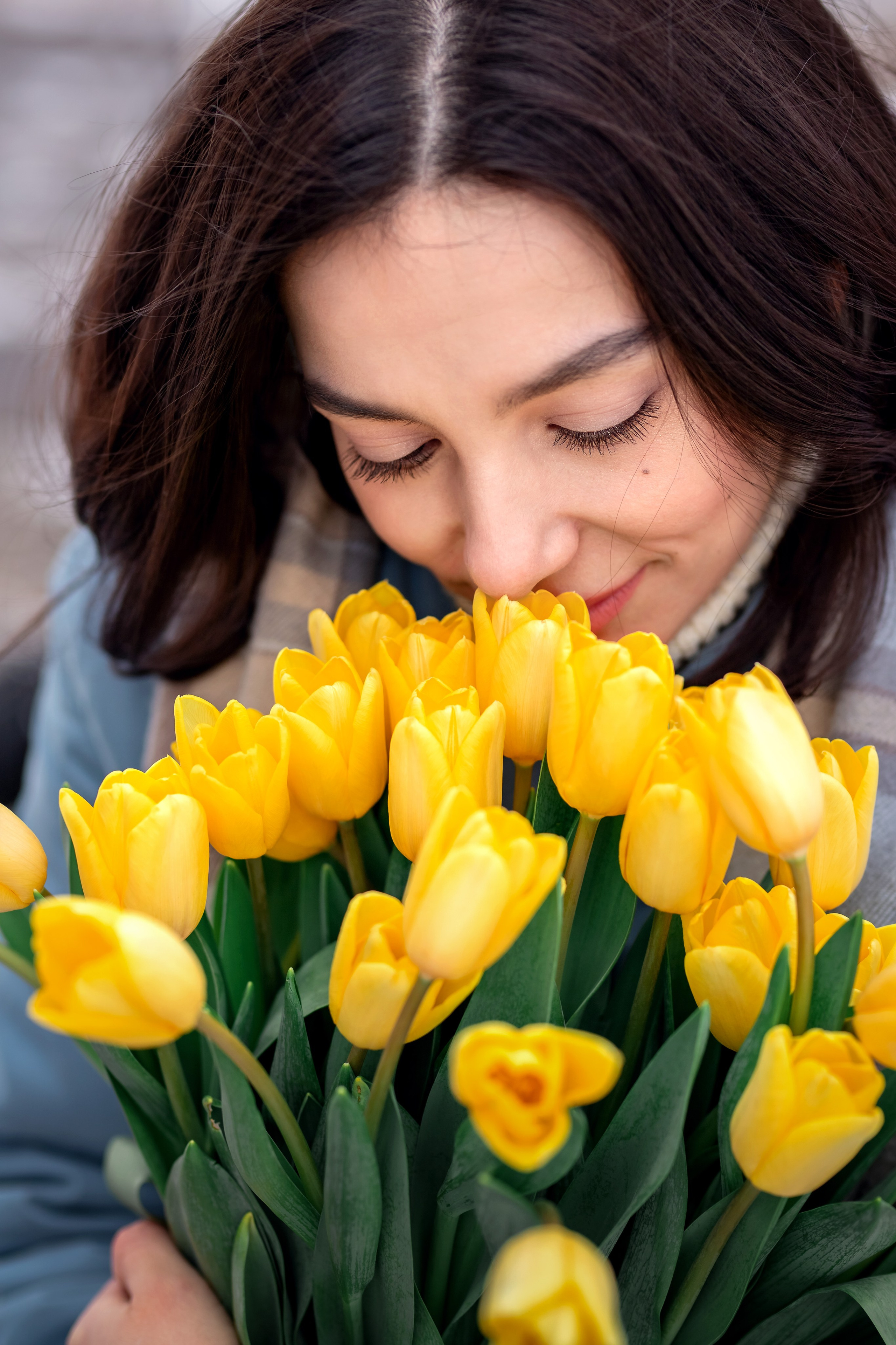 Желтые тюльпаны. Фотограф в Москве. Женские фотосессии, love-story, контент