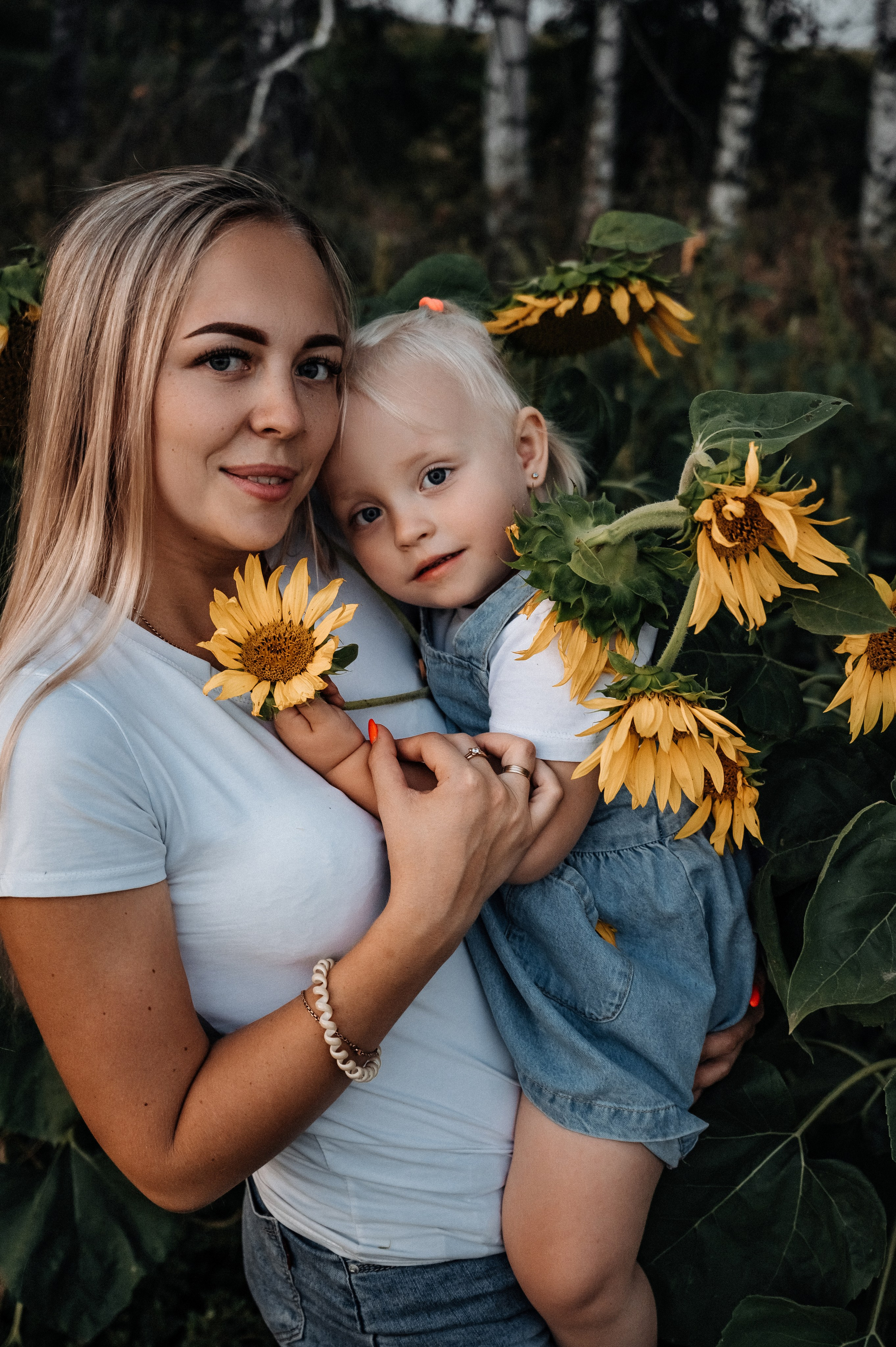 Алина и Лера. Фотограф Мария Строгонова