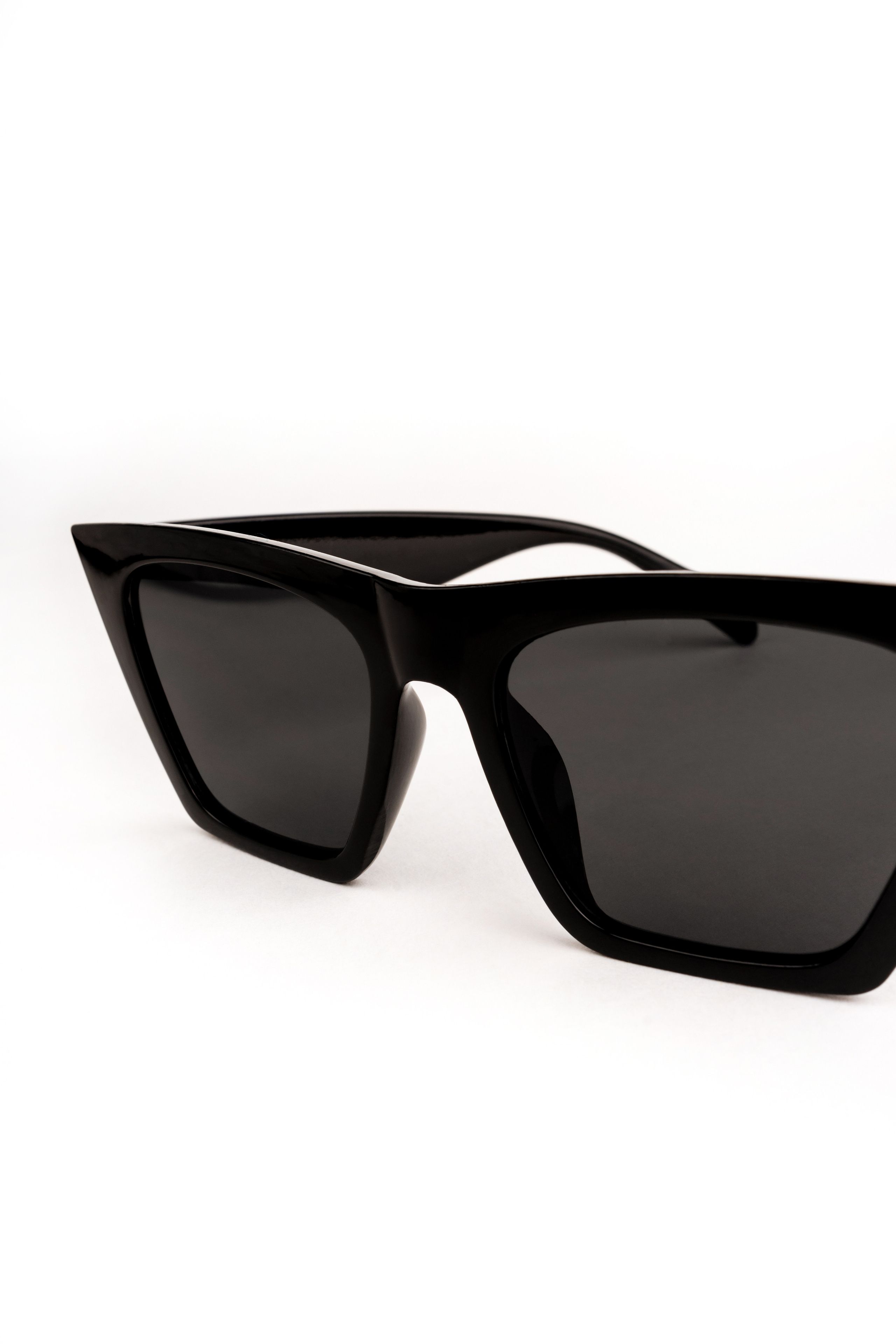 Солнцезащитные очки. Предметный и рекламный фотограф в Сочи Мария Золотай