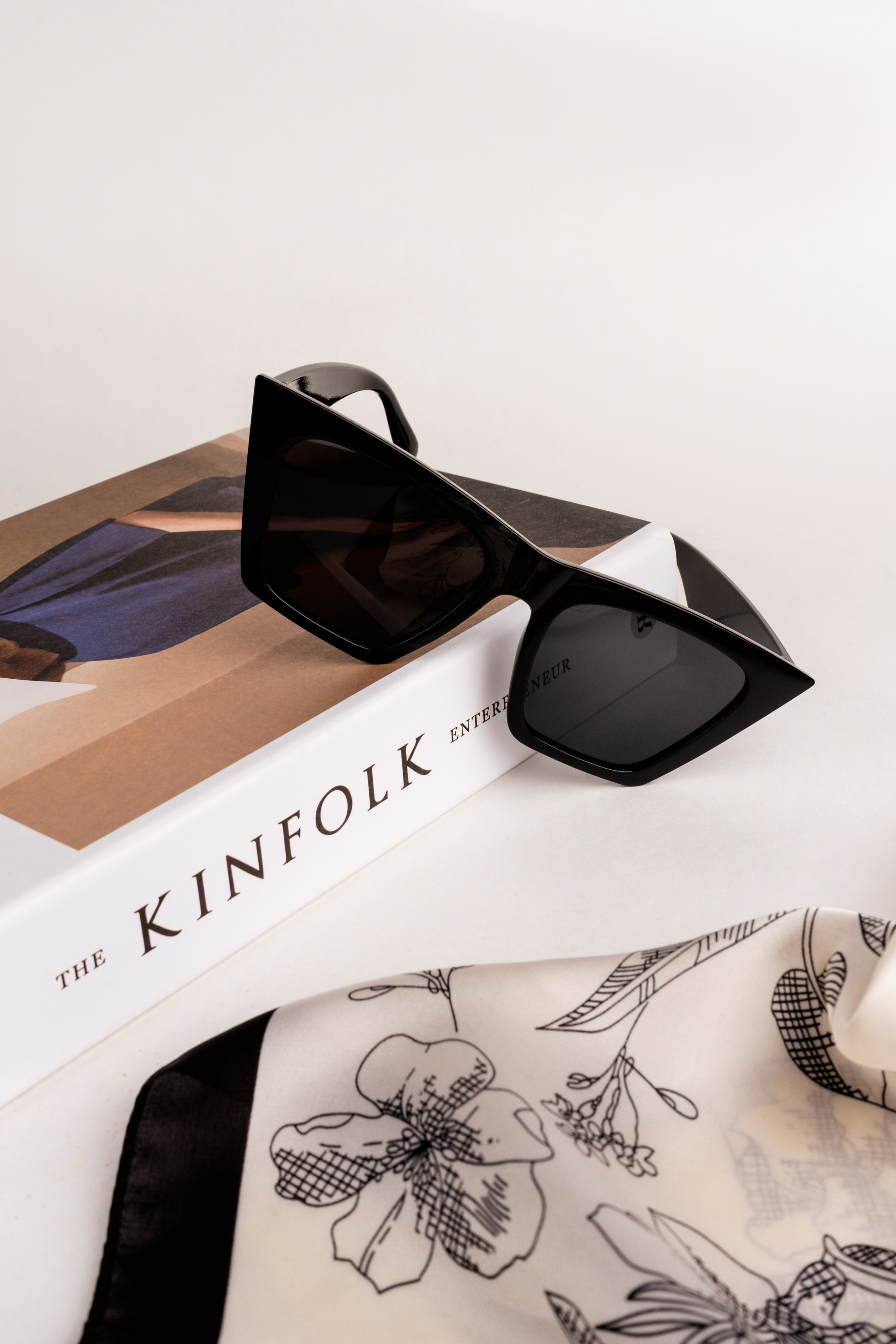 Солнцезащитные очки. Предметный и рекламный фотограф в Сочи Мария Золотай