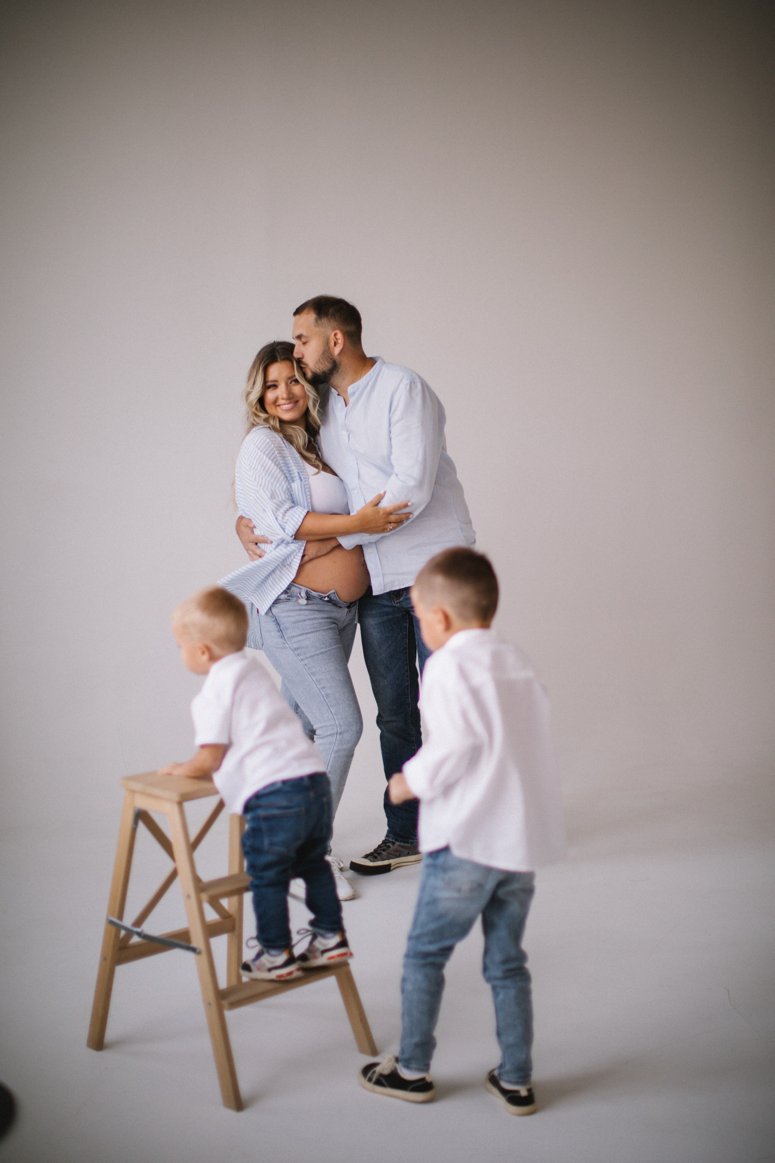 Катя со своими мужчинами🤍. Фотограф в Нижнем Новгороде