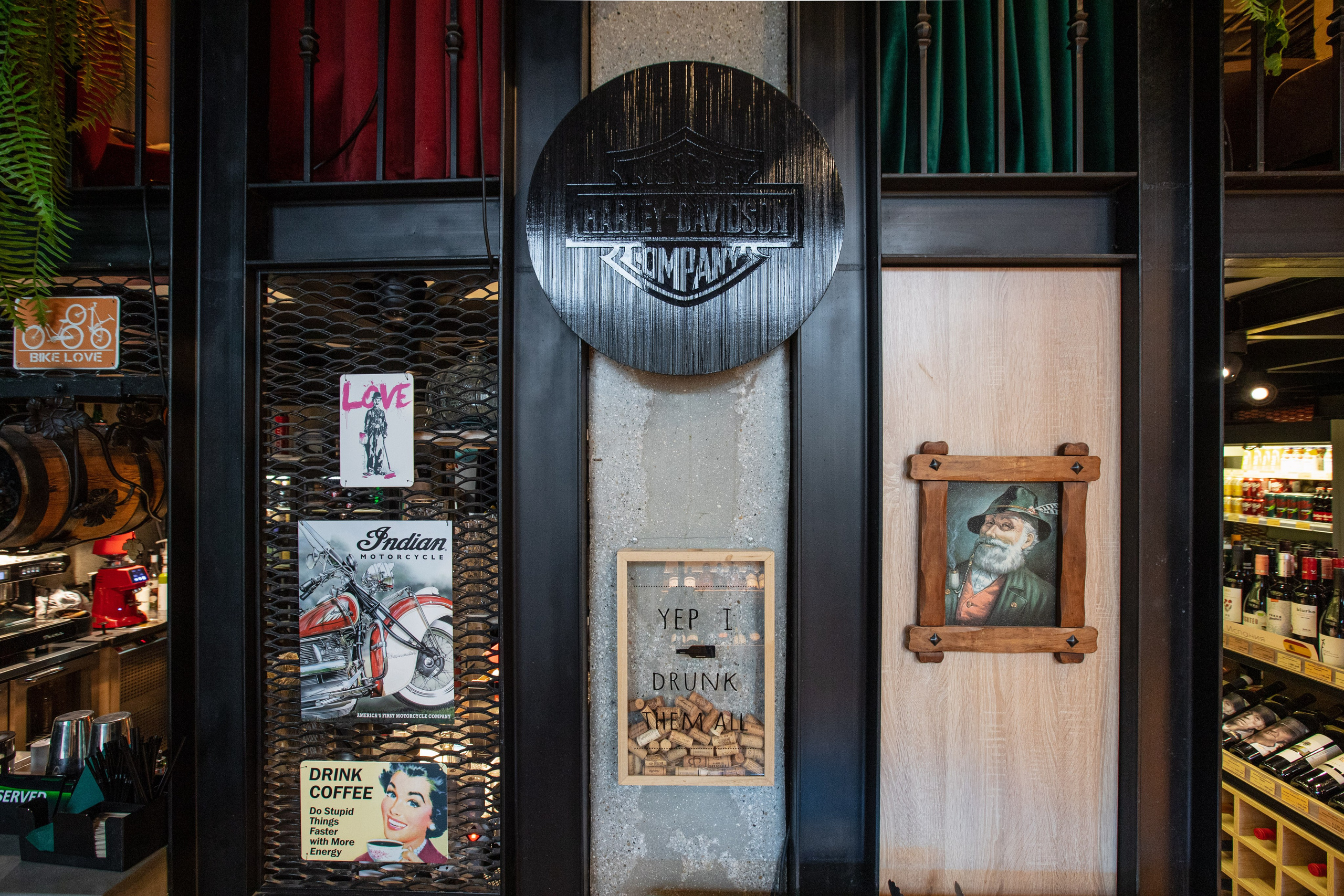 Байки Бар I Интерьер. Репортажный и портретный фотограф в Екатеринбурге Гизатуллин Марат