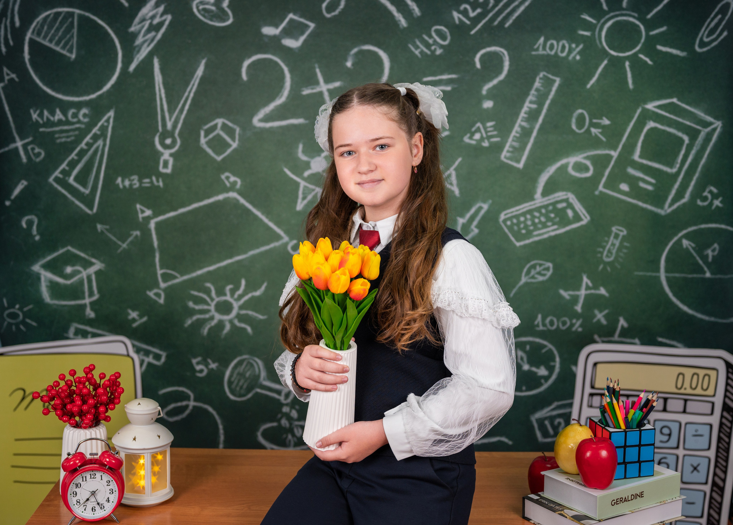 1-4 классы. Выпускные альбомы и Школьный фотограф в Алексеевке, Бирюче, Красном