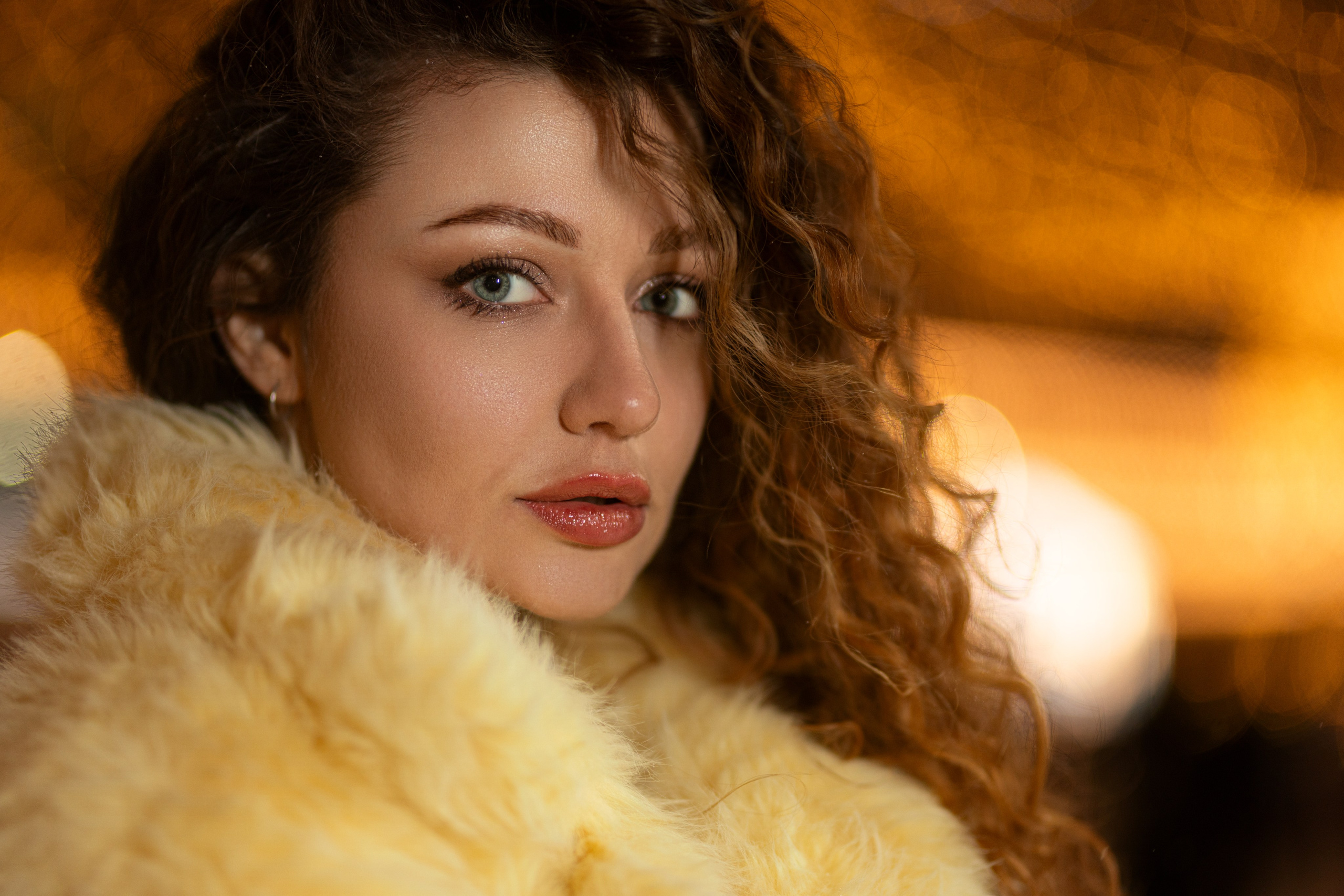 Ночная новогодняя фотосессия у праздничной елки