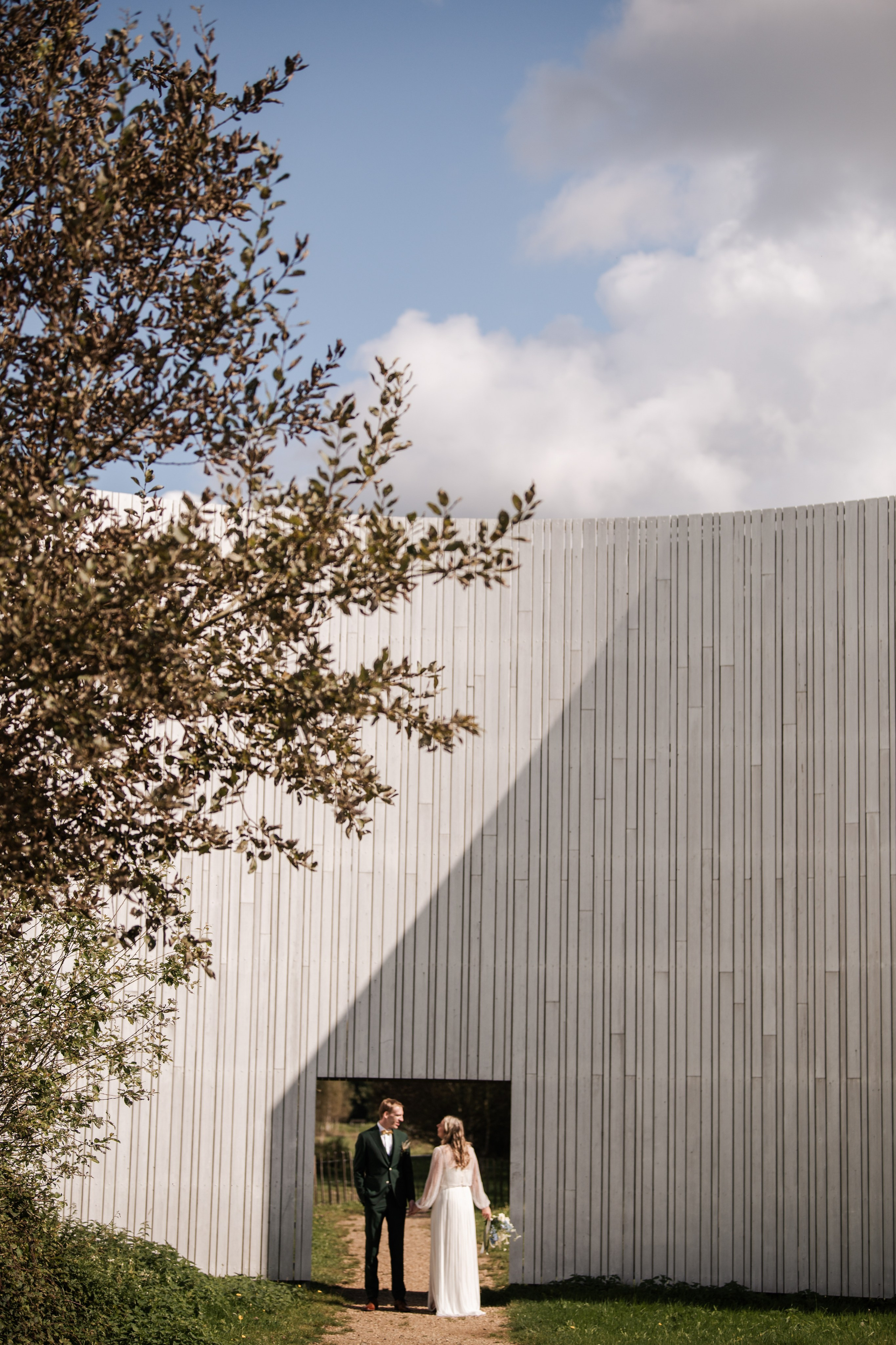 Golden Moments Editing — We do Wedding’s Retouch and Video Editing