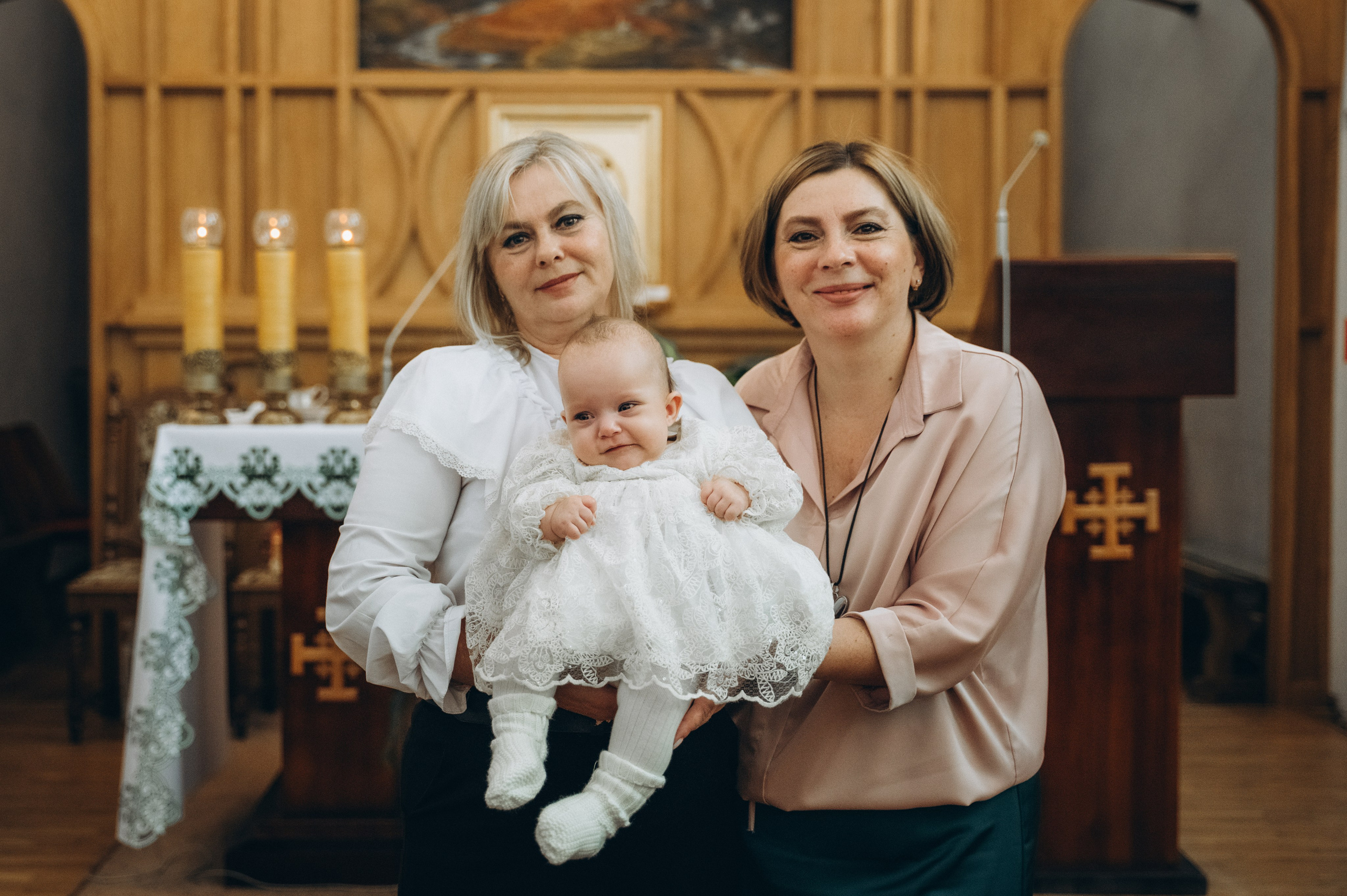 Крещение Эмили (Золотогорский костёл Пресвятой Троицы). Семейный фотограф в Минске Дарья Дреко