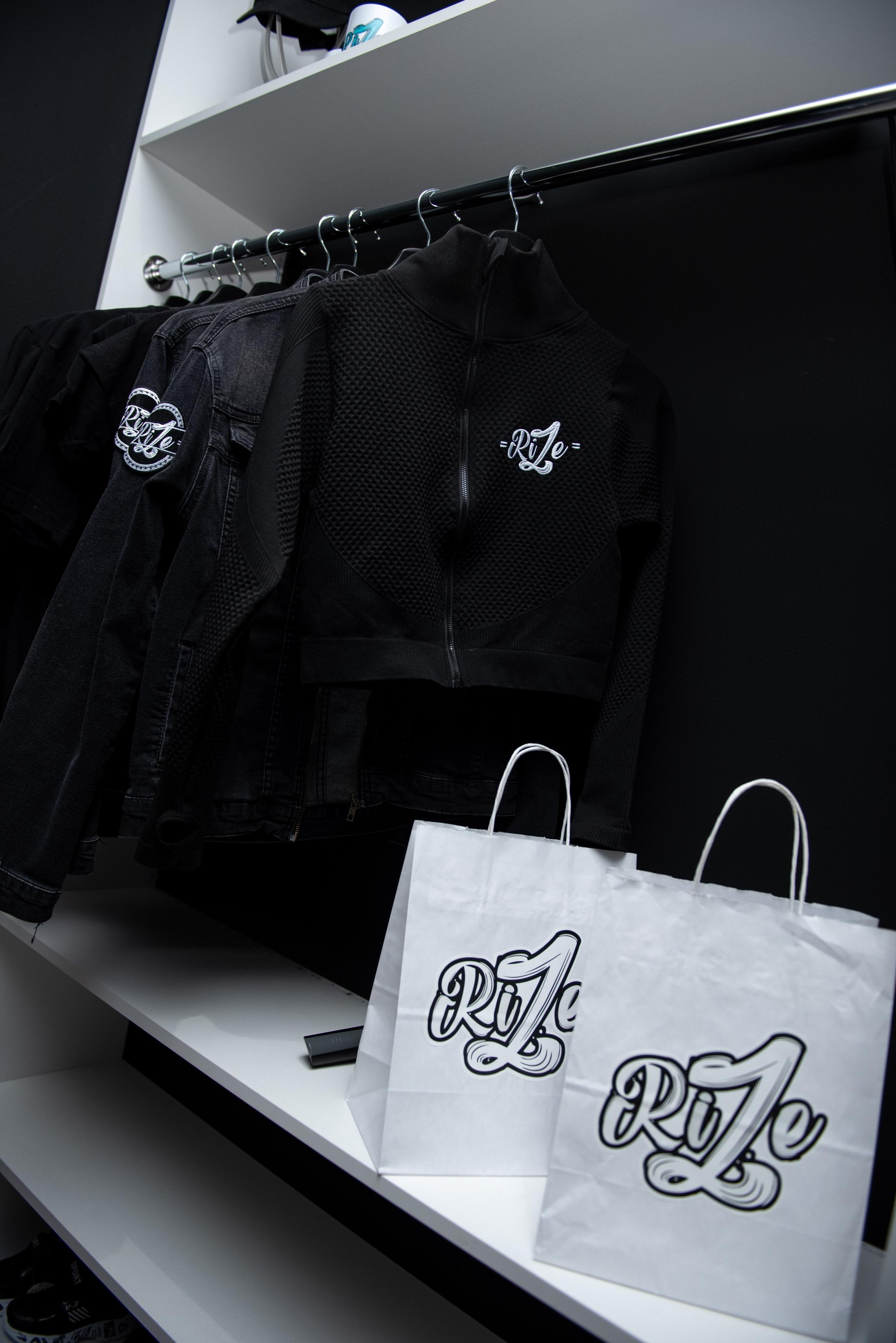 Студия танца «RIZE». VVMarketing — агентство визуального маркетинга