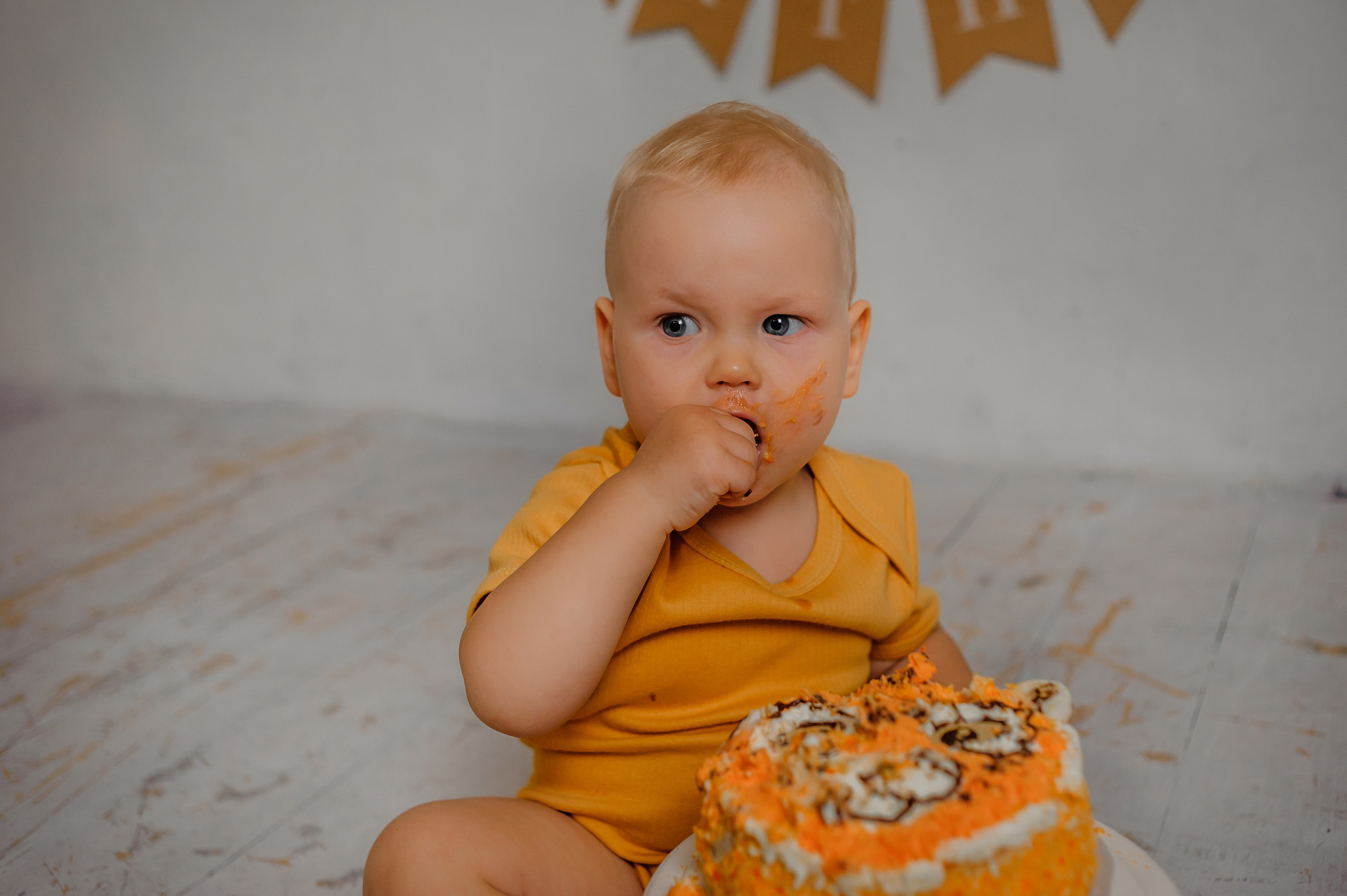 Годики. Фотограф новорождённых в Рязани, фотосъемка выписки из роддома, крещен