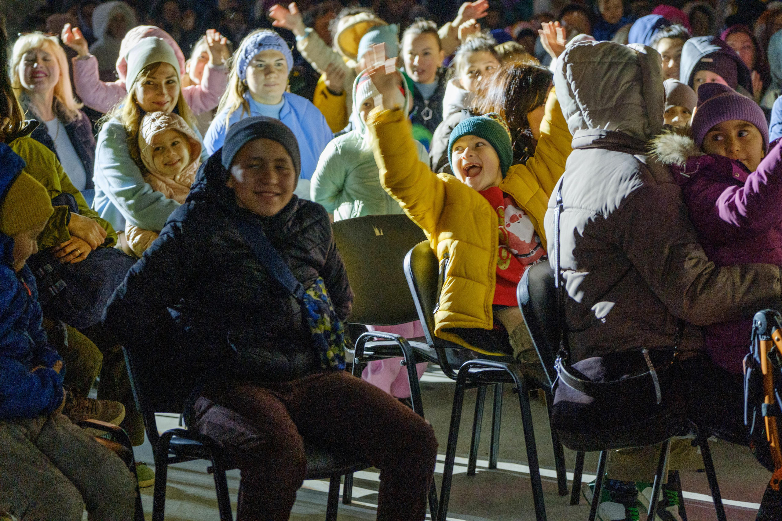 Новогодний репортаж из парка «Новый Херсонес» | Фотограф Илья Желдак. Профессиональная фотосъемка в Крыму. Натуральные эмоции и живые кадры. Забронируйте дату прямо сейчас!